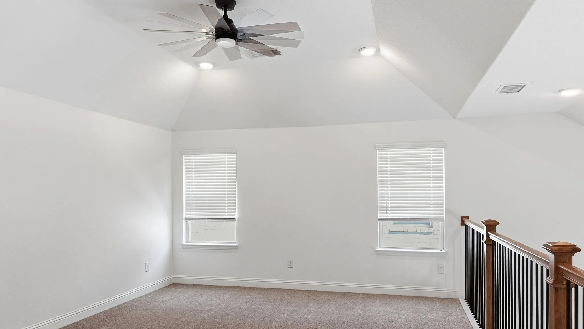 Single Family Residence For Rent in Denton County , 2722 Catoosa Lane, Corinth, Texas 76210, 4 Bedroom, 4 Bathroom, 2 Garage spaces, 2,716 Sqft, built in 2022, mls#21342106, Real Estate Agent in Corinth, Homes For Rent in Denton county, Homes For Rent in Corinth, Realtor in Corinth Texas, Real Estate Brokerage Independent Realty Texas, Luminita Cordes Realtor
