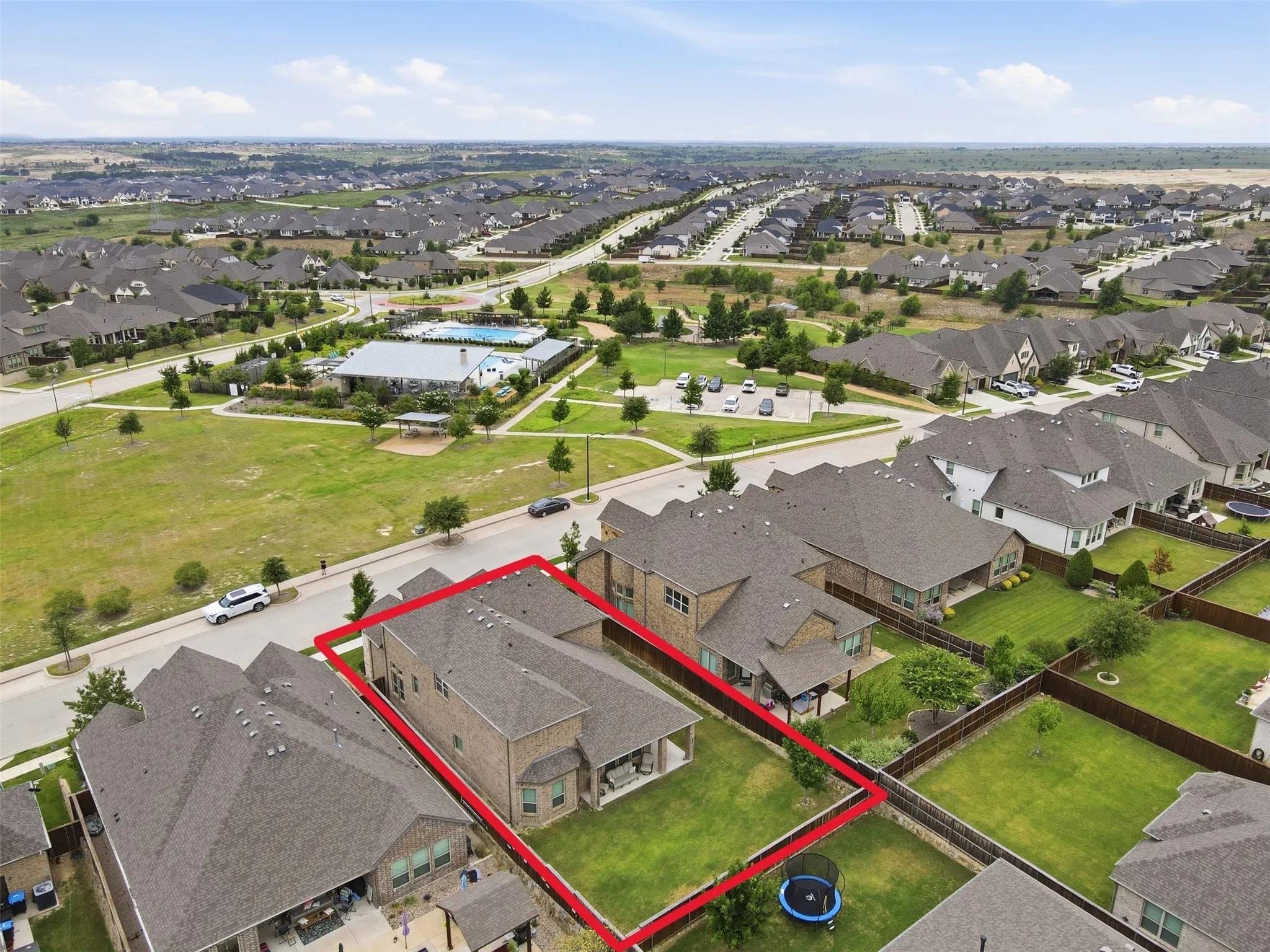 Single Family Residence For Sale in Tarrant County , 10322 Trail Ridge Drive, Fort Worth, Texas 76126, 4 Bedroom, 3 Bathroom, 3 Garage spaces, 3,457 Sqft, built in 2017, mls#21341816, Real Estate Agent in Fort Worth, Homes For Sale in Tarrant county, Homes For Sale in Fort Worth, Realtor in Fort Worth Texas, Real Estate Brokerage Independent Realty Texas, Luminita Cordes Realtor
