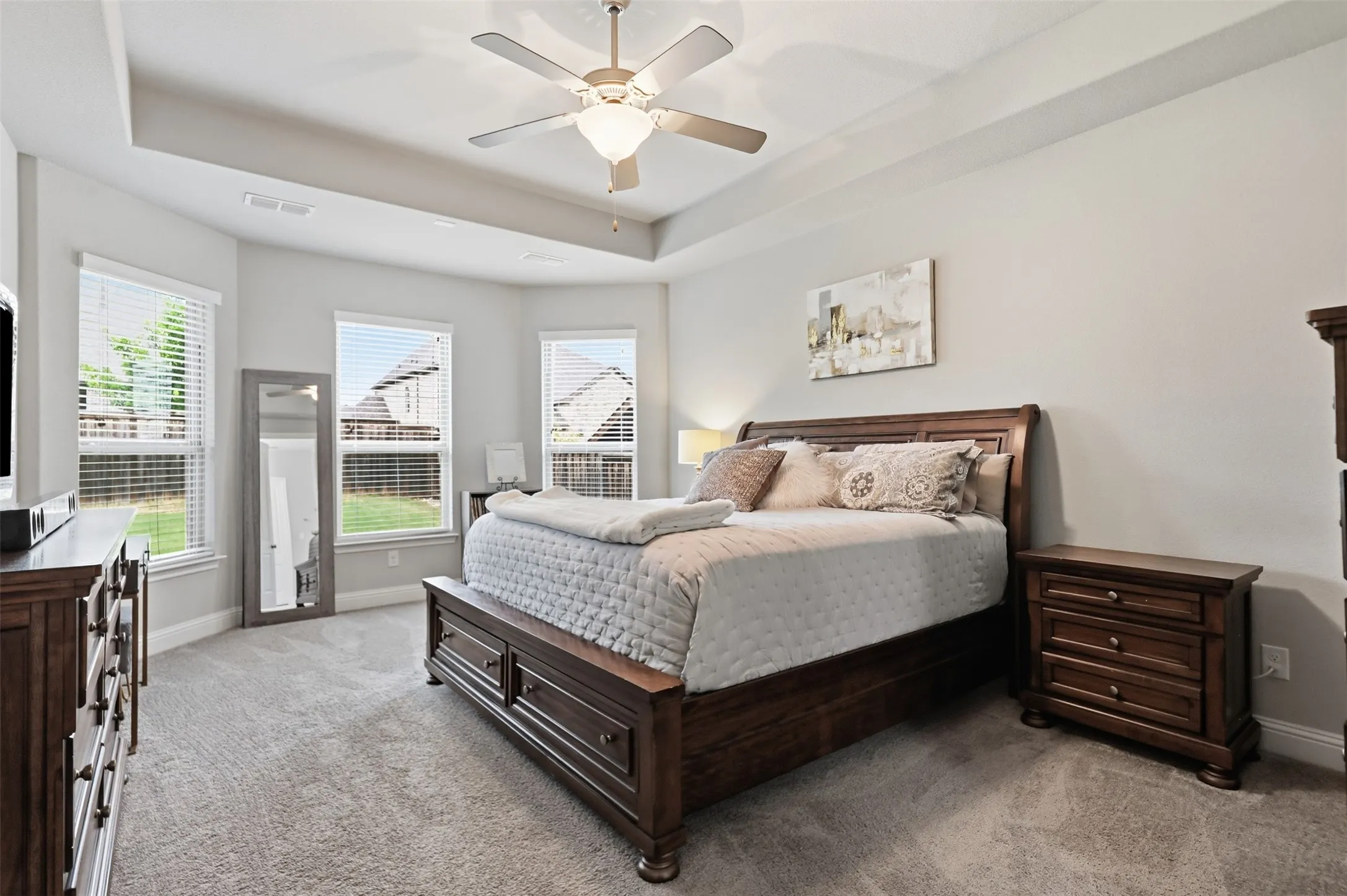 Single Family Residence For Sale in Tarrant County , 10322 Trail Ridge Drive, Fort Worth, Texas 76126, 4 Bedroom, 3 Bathroom, 3 Garage spaces, 3,457 Sqft, built in 2017, mls#21341816, Real Estate Agent in Fort Worth, Homes For Sale in Tarrant county, Homes For Sale in Fort Worth, Realtor in Fort Worth Texas, Real Estate Brokerage Independent Realty Texas, Luminita Cordes Realtor