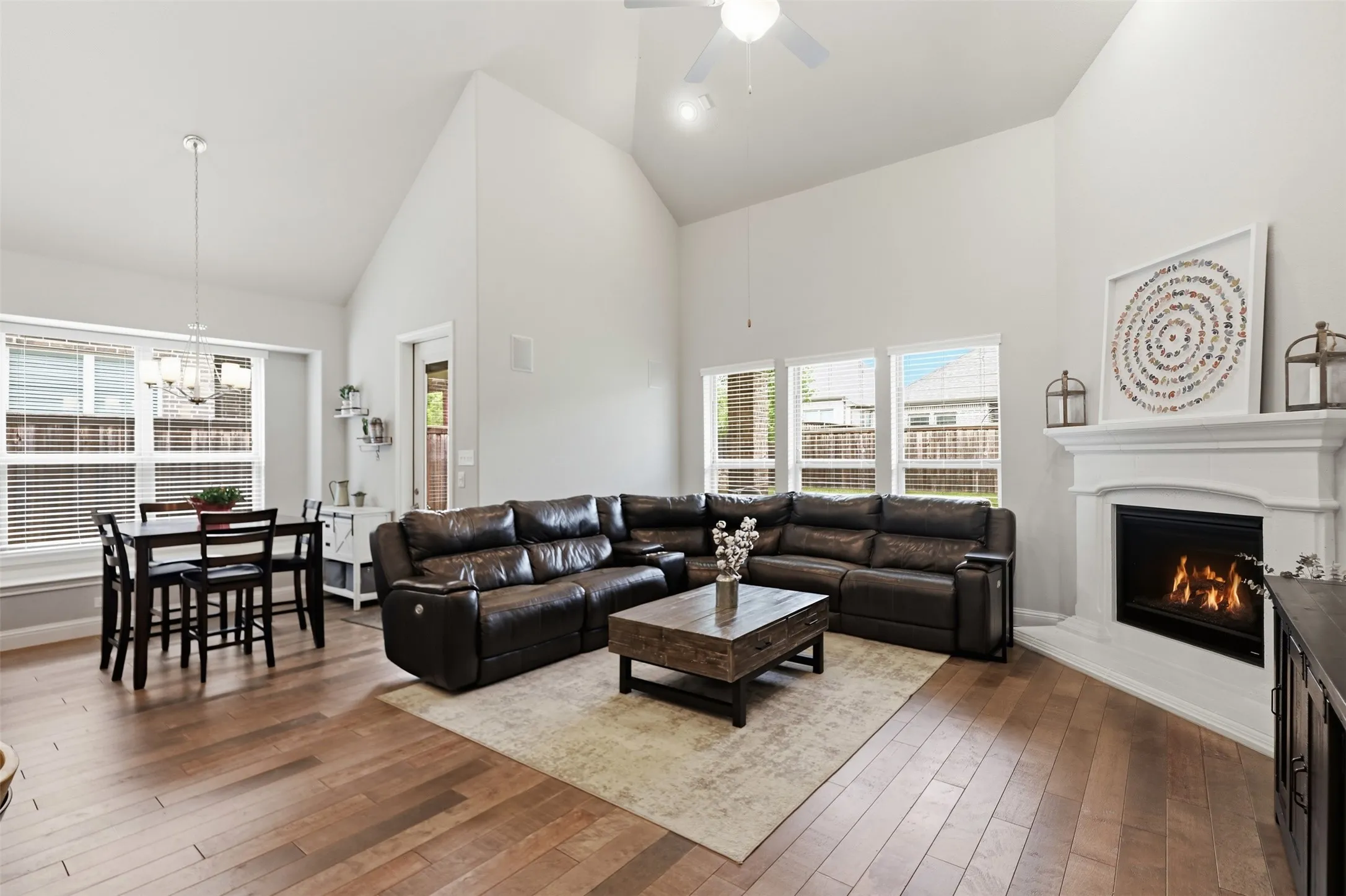 Single Family Residence For Sale in Tarrant County , 10322 Trail Ridge Drive, Fort Worth, Texas 76126, 4 Bedroom, 3 Bathroom, 3 Garage spaces, 3,457 Sqft, built in 2017, mls#21341816, Real Estate Agent in Fort Worth, Homes For Sale in Tarrant county, Homes For Sale in Fort Worth, Realtor in Fort Worth Texas, Real Estate Brokerage Independent Realty Texas, Luminita Cordes Realtor