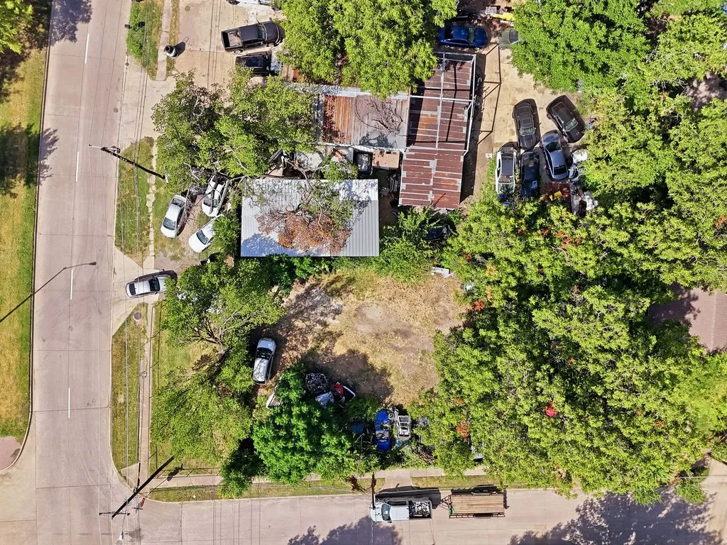 Industrial For Sale in Dallas County , 4515 Bernal Drive, Dallas, Texas 75212, 0, 0, Garage spaces, 0 Sqft, built in 1968, mls#21341982, Real Estate Agent in Dallas, Homes For Sale in Dallas county, Homes For Sale in Dallas, Realtor in Dallas Texas, Real Estate Brokerage Independent Realty Texas, Luminita Cordes Realtor