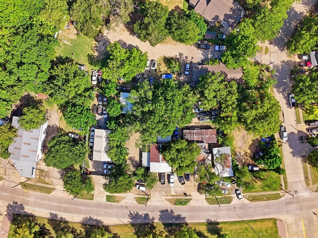 Industrial For Sale in Dallas County , 4515 Bernal Drive, Dallas, Texas 75212, 0, 0, Garage spaces, 0 Sqft, built in 1968, mls#21341982, Real Estate Agent in Dallas, Homes For Sale in Dallas county, Homes For Sale in Dallas, Realtor in Dallas Texas, Real Estate Brokerage Independent Realty Texas, Luminita Cordes Realtor