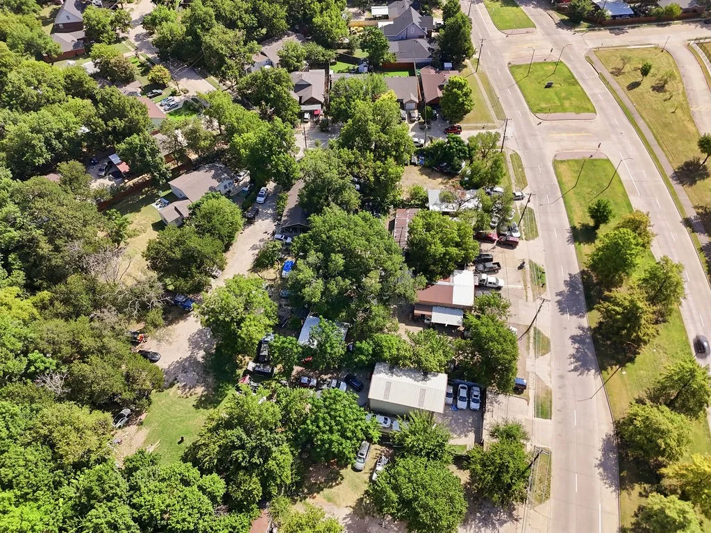 Industrial For Sale in Dallas County , 4515 Bernal Drive, Dallas, Texas 75212, 0, 0, Garage spaces, 0 Sqft, built in 1968, mls#21341982, Real Estate Agent in Dallas, Homes For Sale in Dallas county, Homes For Sale in Dallas, Realtor in Dallas Texas, Real Estate Brokerage Independent Realty Texas, Luminita Cordes Realtor