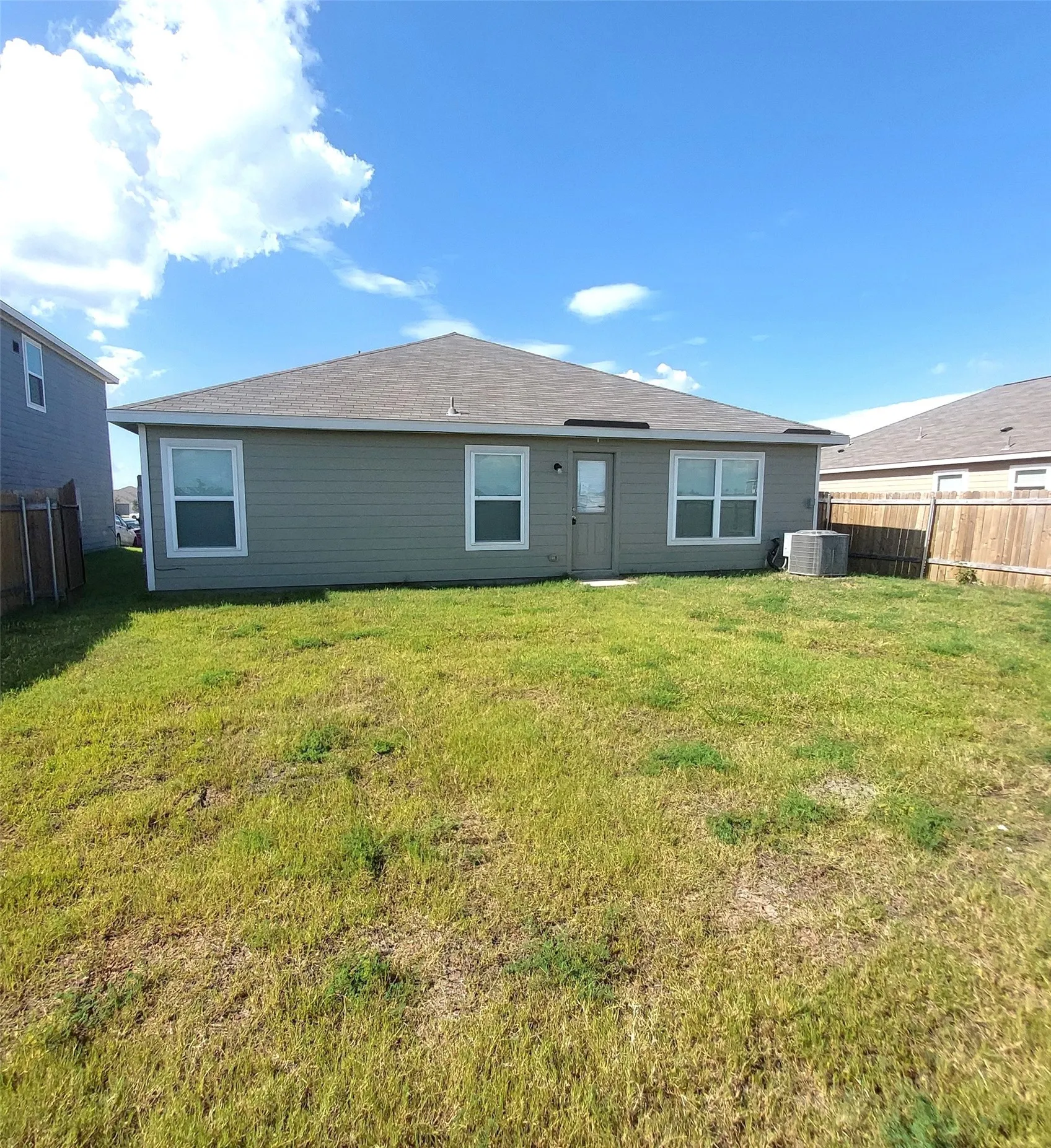 Single Family Residence For Sale in Hunt County , 4901 Delano Street, Greenville, Texas 75401, 3 Bedroom, 2 Bathroom, Garage spaces, 1,170 Sqft, built in 2023, mls#21336940, Real Estate Agent in Greenville, Homes For Sale in Hunt county, Homes For Sale in Greenville, Realtor in Greenville Texas, Real Estate Brokerage Independent Realty Texas, Luminita Cordes Realtor