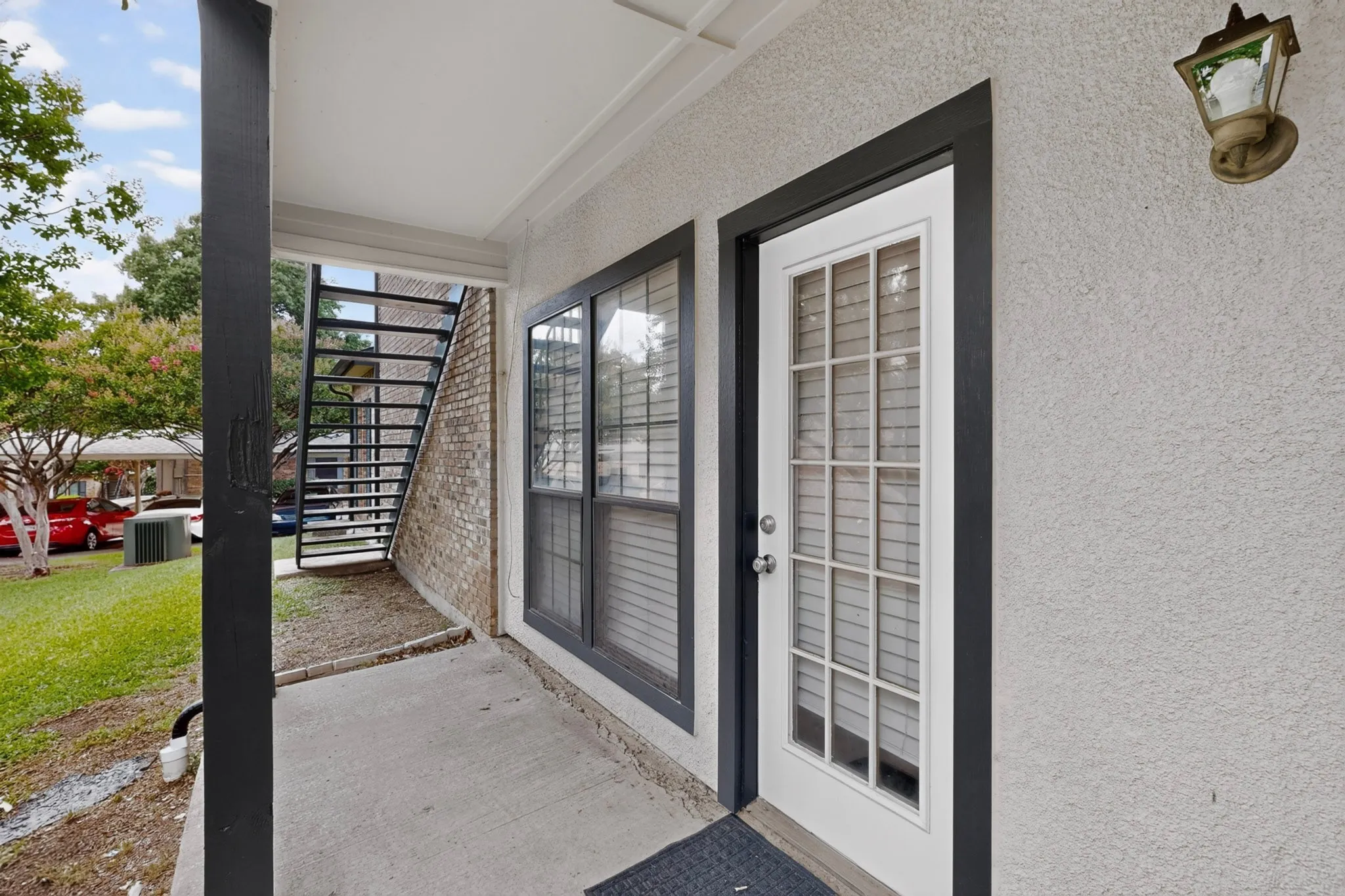 Condominium For Rent in Dallas County , 2835 Keller Springs Road 1103, Carrollton, Texas 75006, 1 Bedroom, 1 Bathroom, Garage spaces, 806 Sqft, built in 1984, Price $1,350, mls#21341108, Real Estate Agent in Carrollton, Homes For Rent in Dallas county, Homes For Rent in Carrollton, Realtor in Carrollton Texas, Real Estate Brokerage Independent Realty Texas, Luminita Cordes Realtor