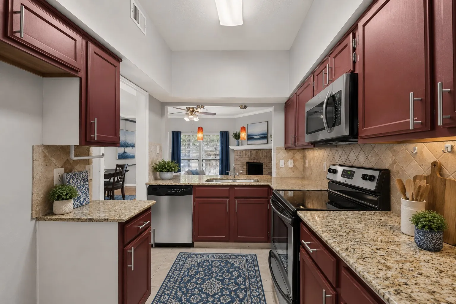 Condominium For Rent in Dallas County , 2835 Keller Springs Road 1103, Carrollton, Texas 75006, 1 Bedroom, 1 Bathroom, Garage spaces, 806 Sqft, built in 1984, Price $1,350, mls#21341108, Real Estate Agent in Carrollton, Homes For Rent in Dallas county, Homes For Rent in Carrollton, Realtor in Carrollton Texas, Real Estate Brokerage Independent Realty Texas, Luminita Cordes Realtor
