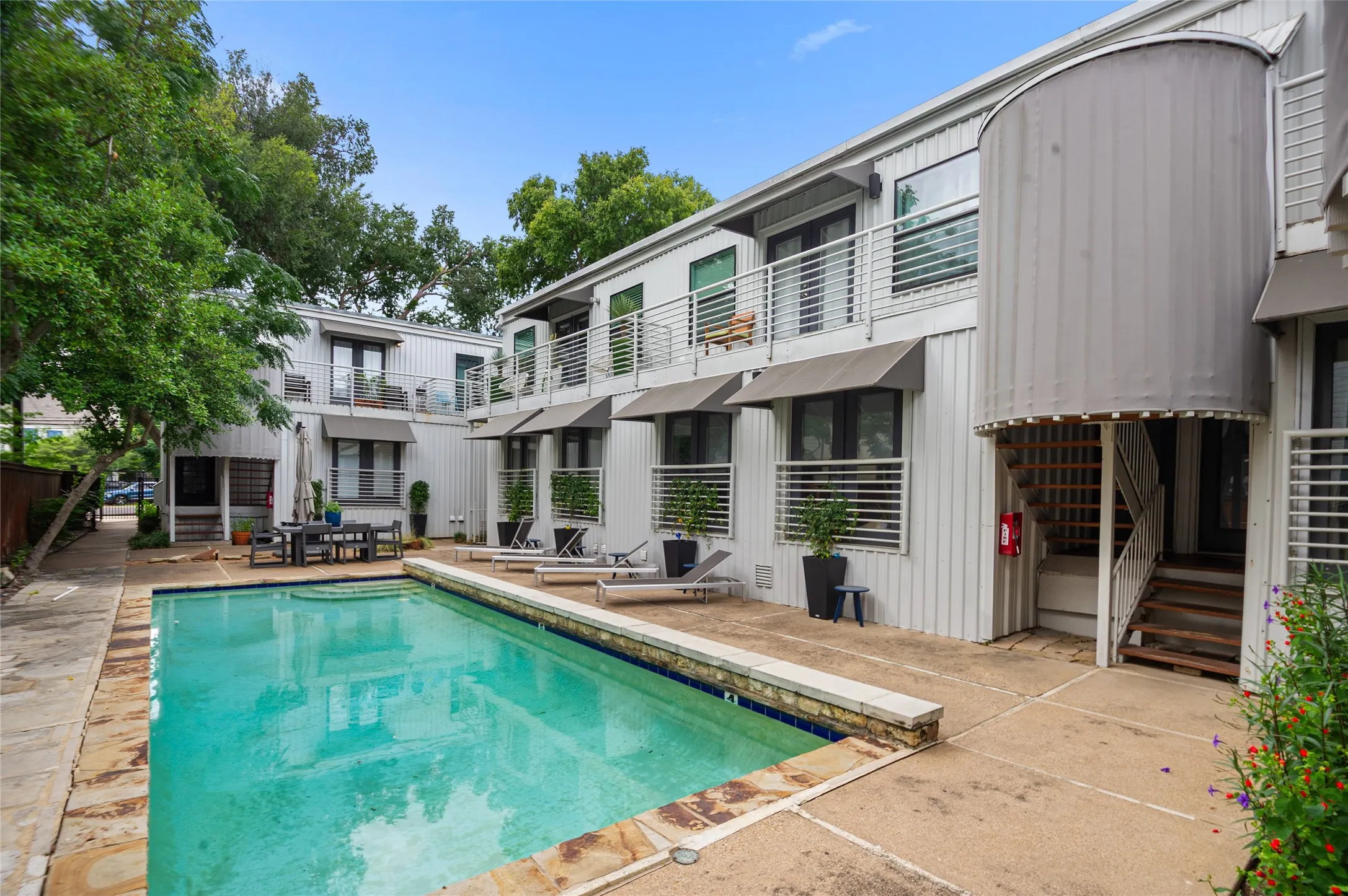 Condominium For Sale in Dallas County , 3116 Mahanna Street 1, Dallas, Texas 75235, 1 Bedroom, 1 Bathroom, Garage spaces, 723 Sqft, built in 1958, Price $150,000, mls#21341619, Real Estate Agent in Dallas, Homes For Sale in Dallas county, Homes For Sale in Dallas, Realtor in Dallas Texas, Real Estate Brokerage Independent Realty Texas, Luminita Cordes Realtor