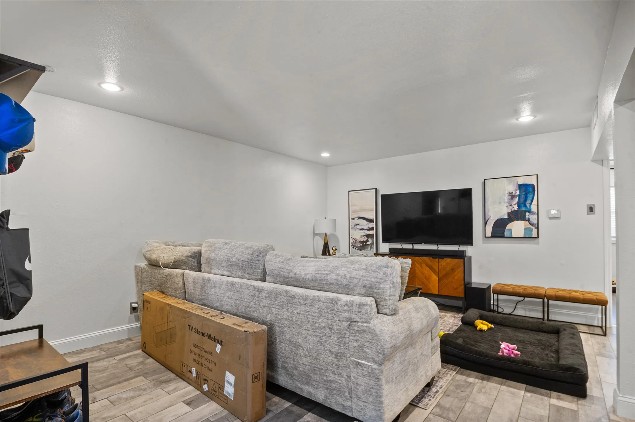 Condominium For Sale in Dallas County , 3116 Mahanna Street 1, Dallas, Texas 75235, 1 Bedroom, 1 Bathroom, Garage spaces, 723 Sqft, built in 1958, Price $150,000, mls#21341619, Real Estate Agent in Dallas, Homes For Sale in Dallas county, Homes For Sale in Dallas, Realtor in Dallas Texas, Real Estate Brokerage Independent Realty Texas, Luminita Cordes Realtor