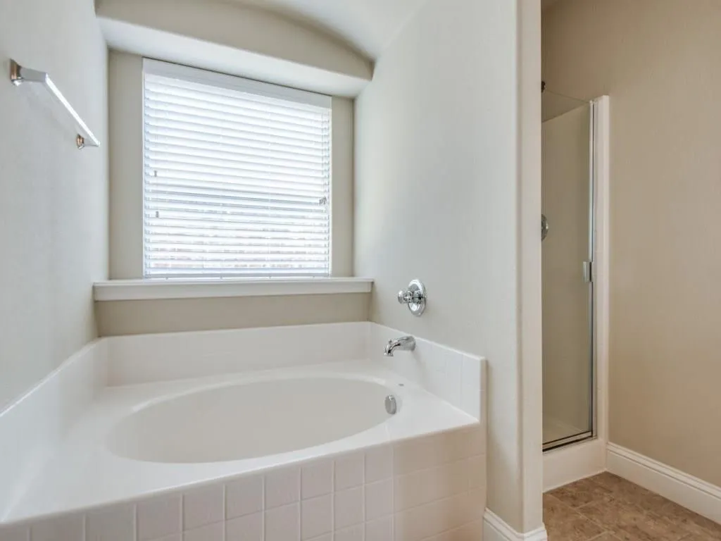 Single Family Residence For Rent in Collin County , 144 Mill Street, Anna, Texas 75409, 3 Bedroom, 2 Bathroom, 2 Garage spaces, 1,510 Sqft, built in 2012, mls#21342133, Real Estate Agent in Anna, Homes For Rent in Collin county, Homes For Rent in Anna, Realtor in Anna Texas, Real Estate Brokerage Independent Realty Texas, Luminita Cordes Realtor