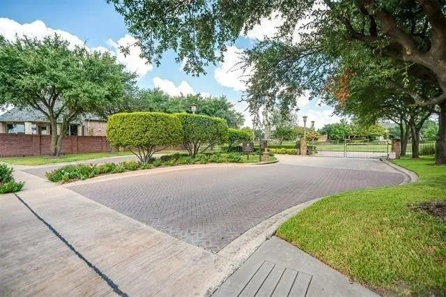 Single Family Residence For Rent in Collin County , 40 Emerald Pond Drive, Frisco, Texas 75034, 4 Bedroom, 4 Bathroom, 2 Garage spaces, 3,340 Sqft, built in 2002, mls#21342134, Real Estate Agent in Frisco, Homes For Rent in Collin county, Homes For Rent in Frisco, Realtor in Frisco Texas, Real Estate Brokerage Independent Realty Texas, Luminita Cordes Realtor