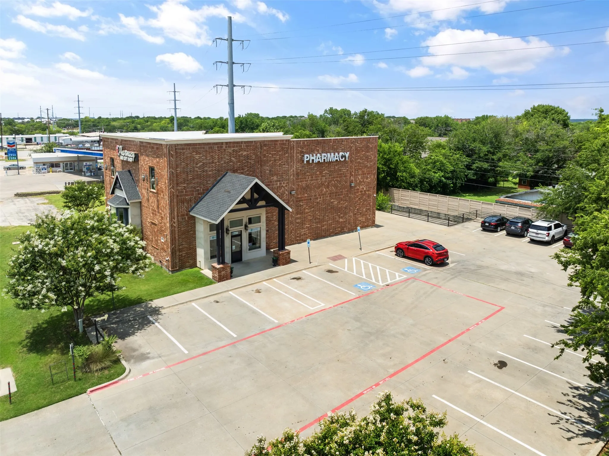 Retail For Sale in Denton County , 207 E Byron Nelson Boulevard, Roanoke, Texas 76262, 0, 0, Garage spaces, 0 Sqft, built in 2011, Price $1,750,000, mls#21341919, Real Estate Agent in Roanoke, Homes For Sale in Denton county, Homes For Sale in Roanoke, Realtor in Roanoke Texas, Real Estate Brokerage Independent Realty Texas, Luminita Cordes Realtor