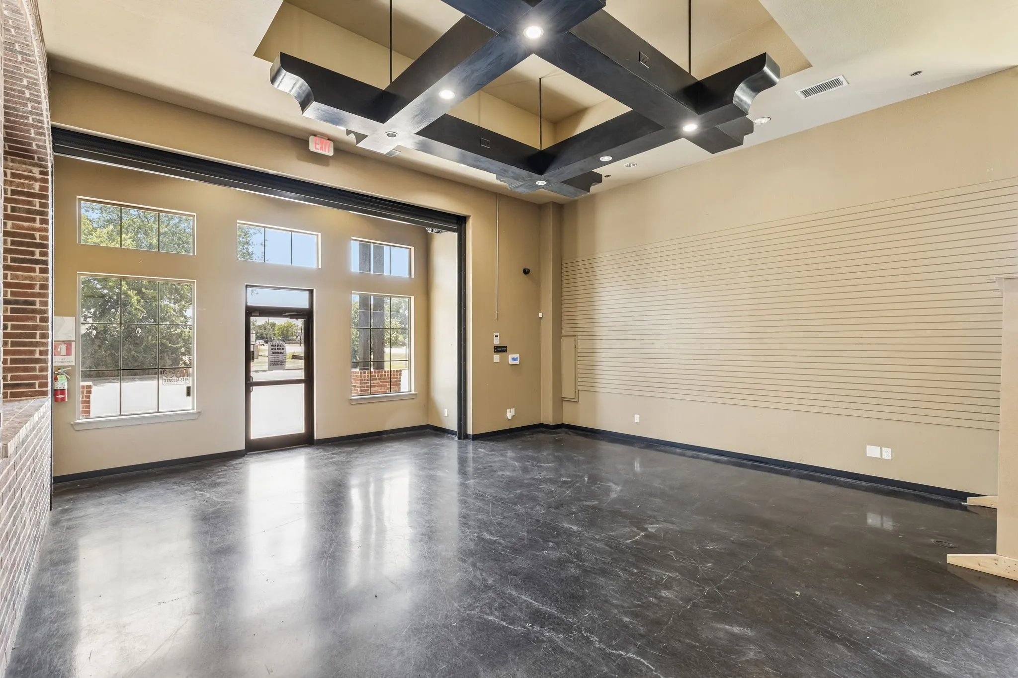 Retail For Sale in Denton County , 207 E Byron Nelson Boulevard, Roanoke, Texas 76262, 0, 0, Garage spaces, 0 Sqft, built in 2011, Price $1,750,000, mls#21341919, Real Estate Agent in Roanoke, Homes For Sale in Denton county, Homes For Sale in Roanoke, Realtor in Roanoke Texas, Real Estate Brokerage Independent Realty Texas, Luminita Cordes Realtor