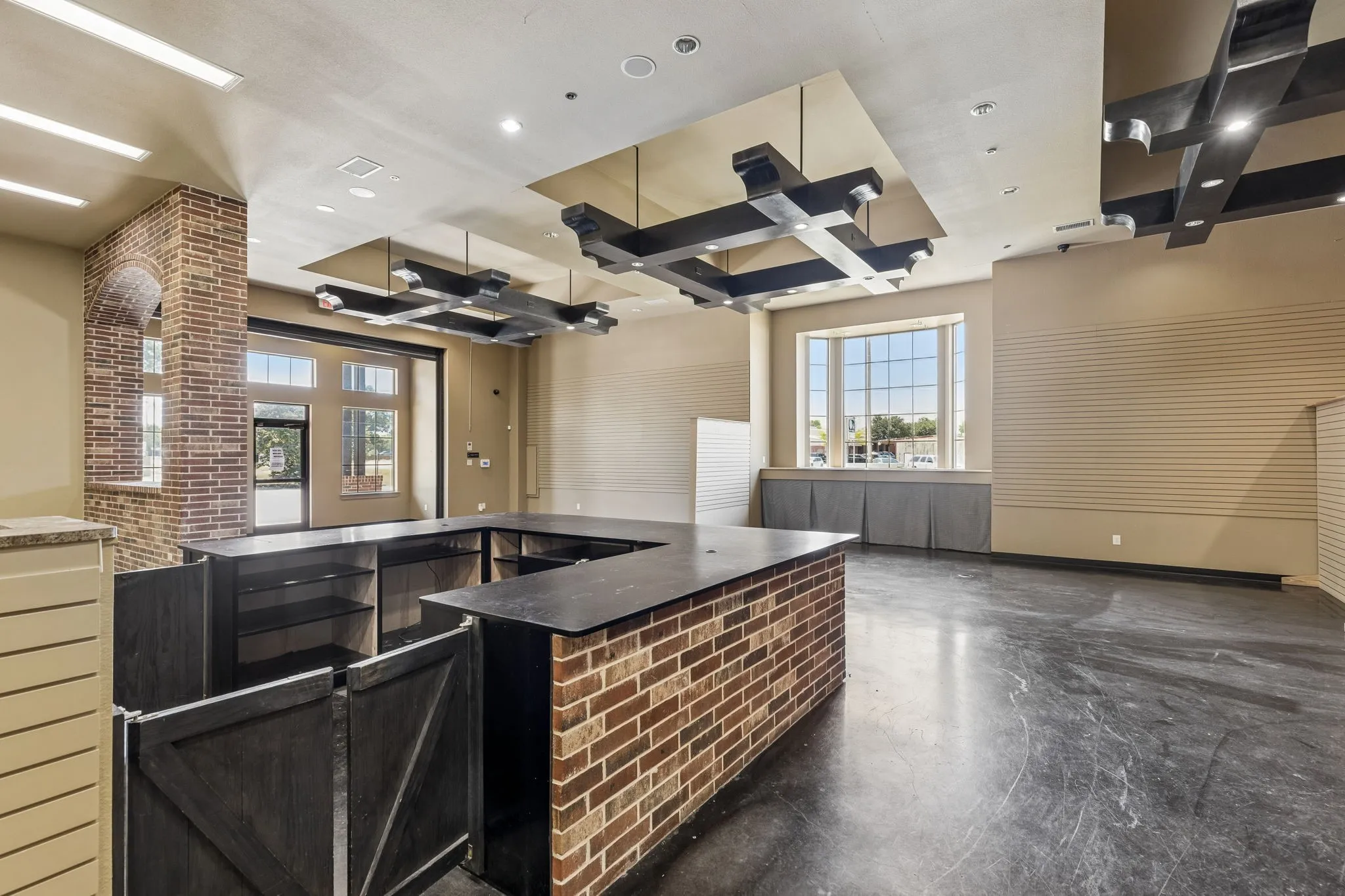 Retail For Sale in Denton County , 207 E Byron Nelson Boulevard, Roanoke, Texas 76262, 0, 0, Garage spaces, 0 Sqft, built in 2011, Price $1,750,000, mls#21341919, Real Estate Agent in Roanoke, Homes For Sale in Denton county, Homes For Sale in Roanoke, Realtor in Roanoke Texas, Real Estate Brokerage Independent Realty Texas, Luminita Cordes Realtor