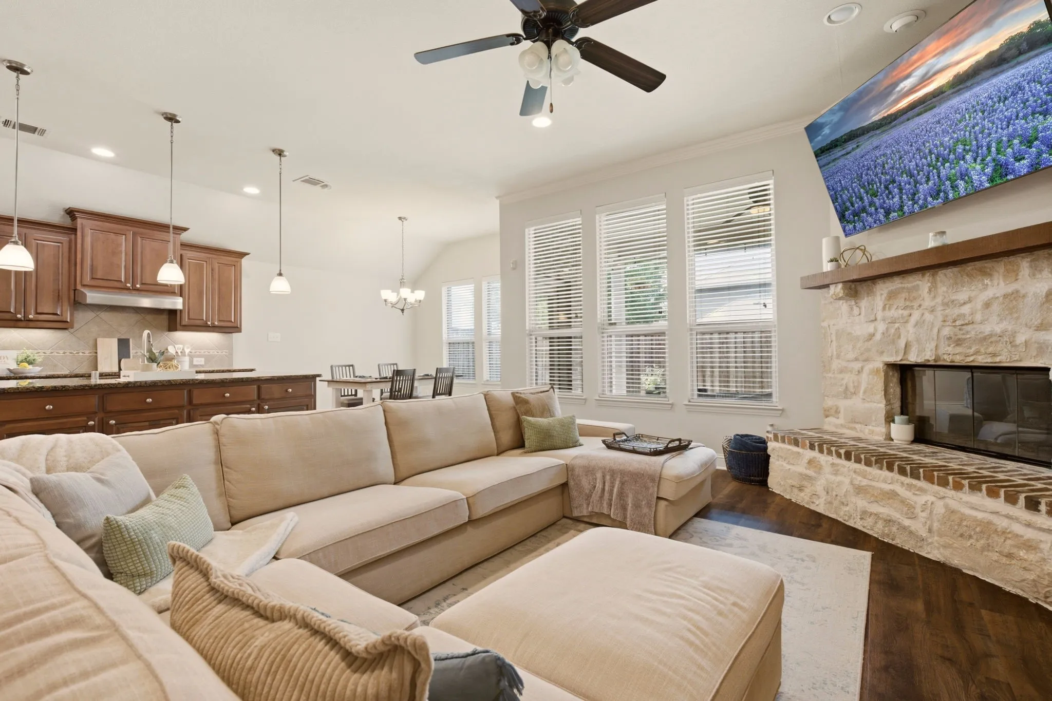 Single Family Residence For Sale in Collin County , 15841 River Glen Drive, Frisco, Texas 75035, 4 Bedroom, 3 Bathroom, 2 Garage spaces, 2,339 Sqft, built in 2011, mls#21338010, Real Estate Agent in Frisco, Homes For Sale in Collin county, Homes For Sale in Frisco, Realtor in Frisco Texas, Real Estate Brokerage Independent Realty Texas, Luminita Cordes Realtor