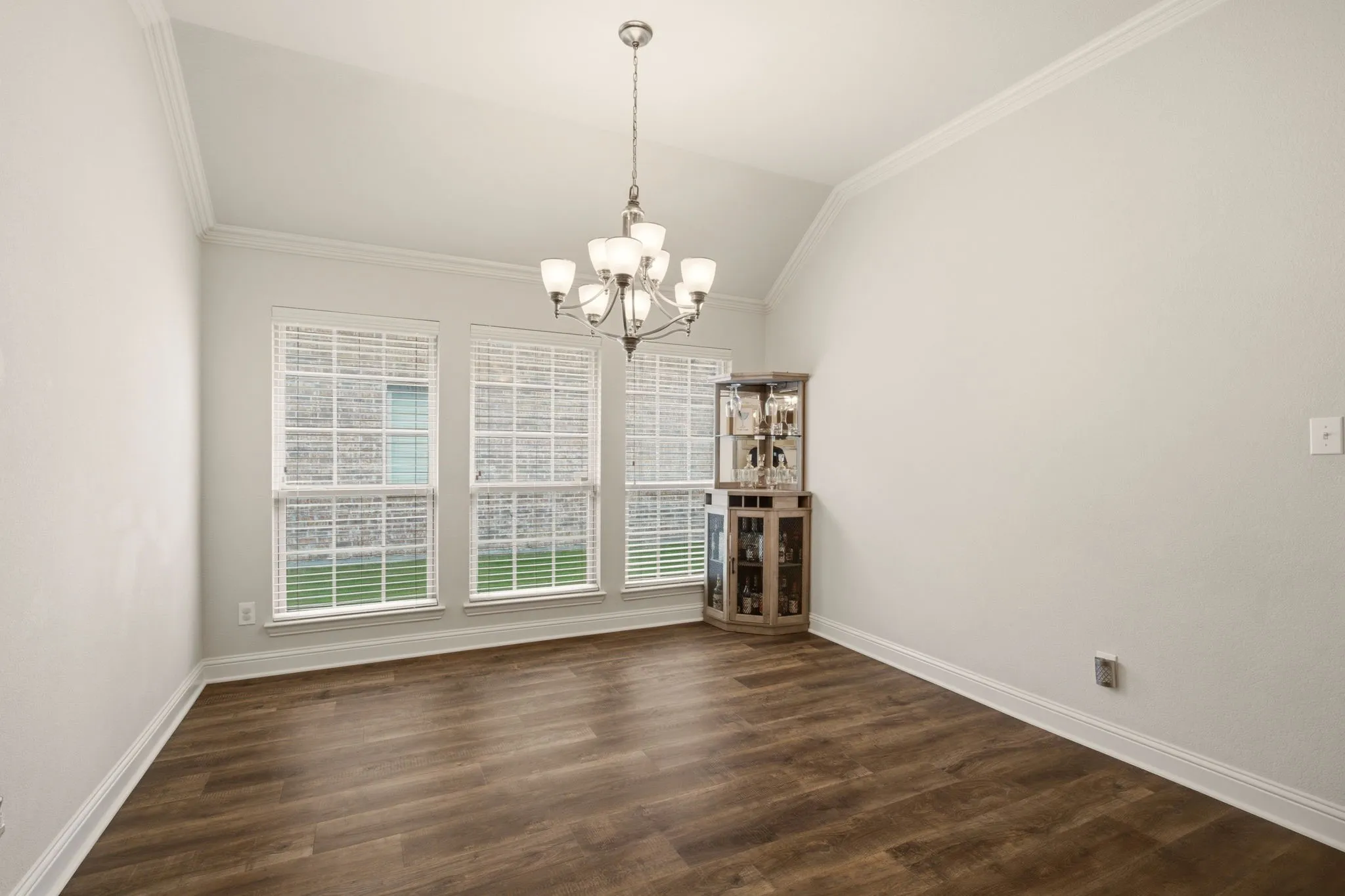 Single Family Residence For Sale in Collin County , 15841 River Glen Drive, Frisco, Texas 75035, 4 Bedroom, 3 Bathroom, 2 Garage spaces, 2,339 Sqft, built in 2011, mls#21338010, Real Estate Agent in Frisco, Homes For Sale in Collin county, Homes For Sale in Frisco, Realtor in Frisco Texas, Real Estate Brokerage Independent Realty Texas, Luminita Cordes Realtor