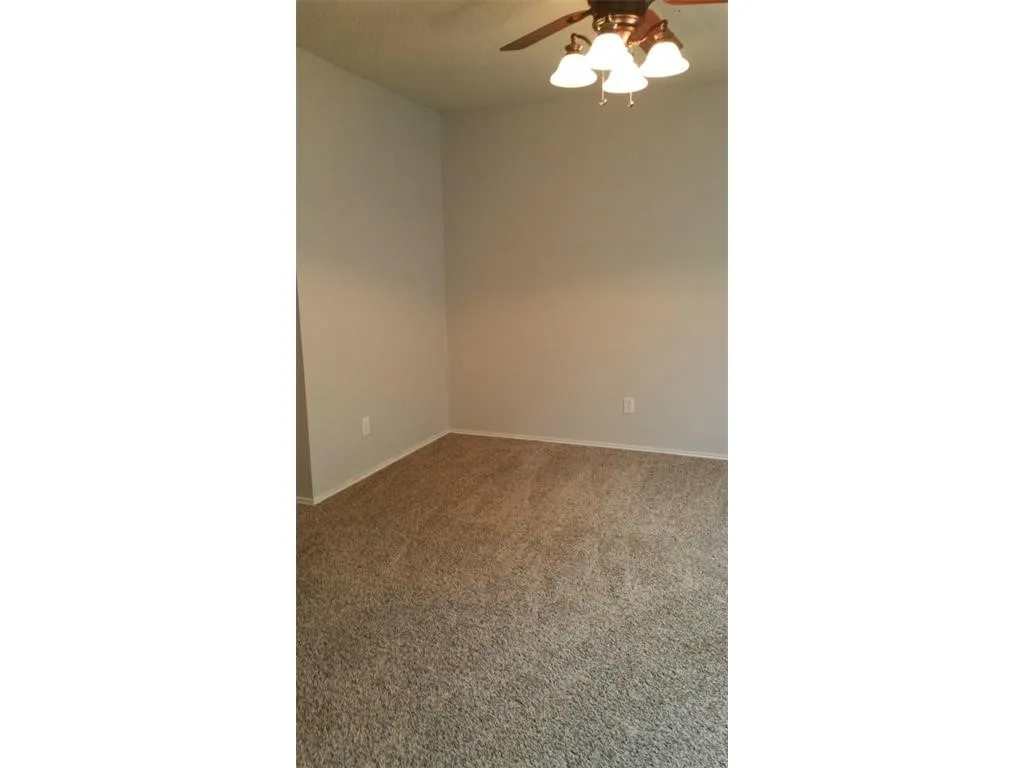 Single Family Residence For Rent in Collin County , 9840 Hedge Bell Drive, Mc Kinney, Texas 75072, 3 Bedroom, 2 Bathroom, 2 Garage spaces, 1,732 Sqft, built in 2004, mls#21341474, Real Estate Agent in Mc Kinney, Homes For Rent in Collin county, Homes For Rent in Mc Kinney, Realtor in Mc Kinney Texas, Real Estate Brokerage Independent Realty Texas, Luminita Cordes Realtor
