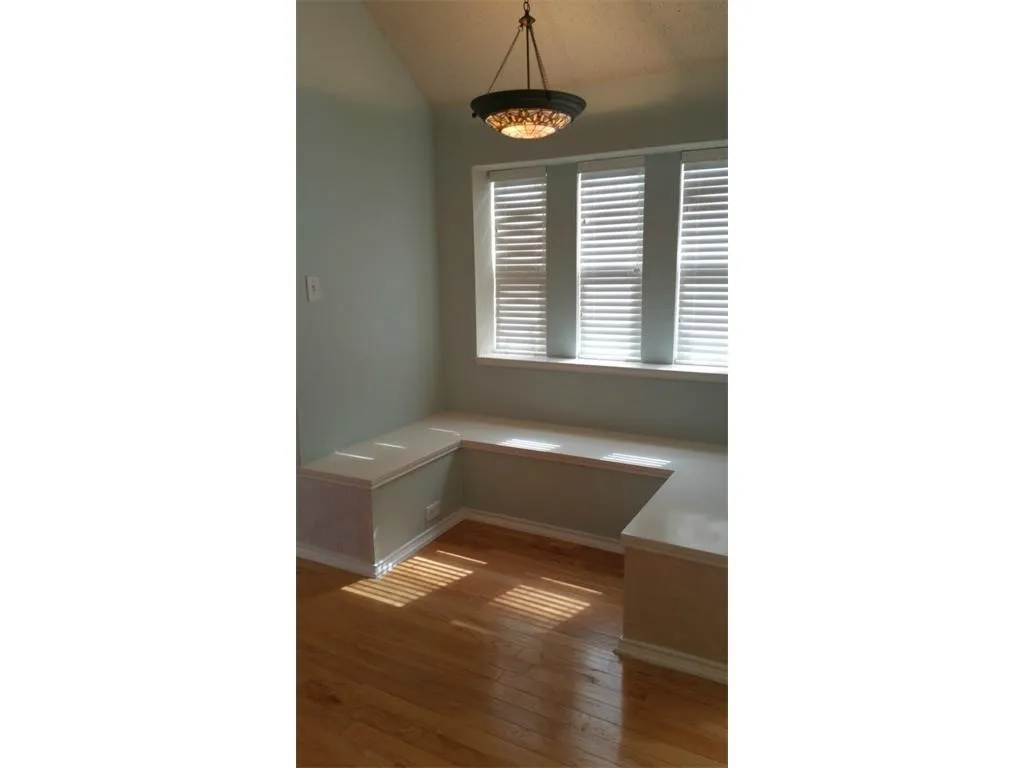 Single Family Residence For Rent in Collin County , 9840 Hedge Bell Drive, Mc Kinney, Texas 75072, 3 Bedroom, 2 Bathroom, 2 Garage spaces, 1,732 Sqft, built in 2004, mls#21341474, Real Estate Agent in Mc Kinney, Homes For Rent in Collin county, Homes For Rent in Mc Kinney, Realtor in Mc Kinney Texas, Real Estate Brokerage Independent Realty Texas, Luminita Cordes Realtor