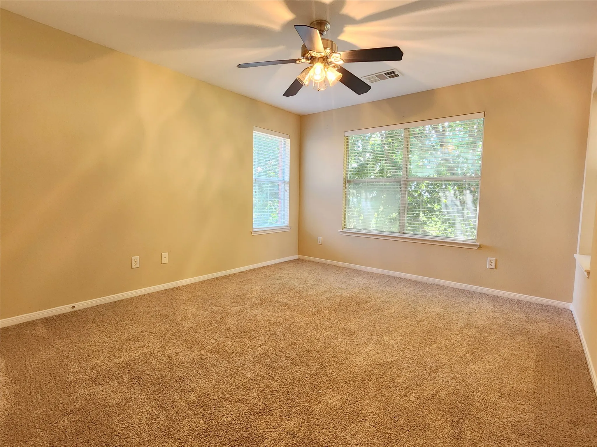 2nd floor: Bedroom 3