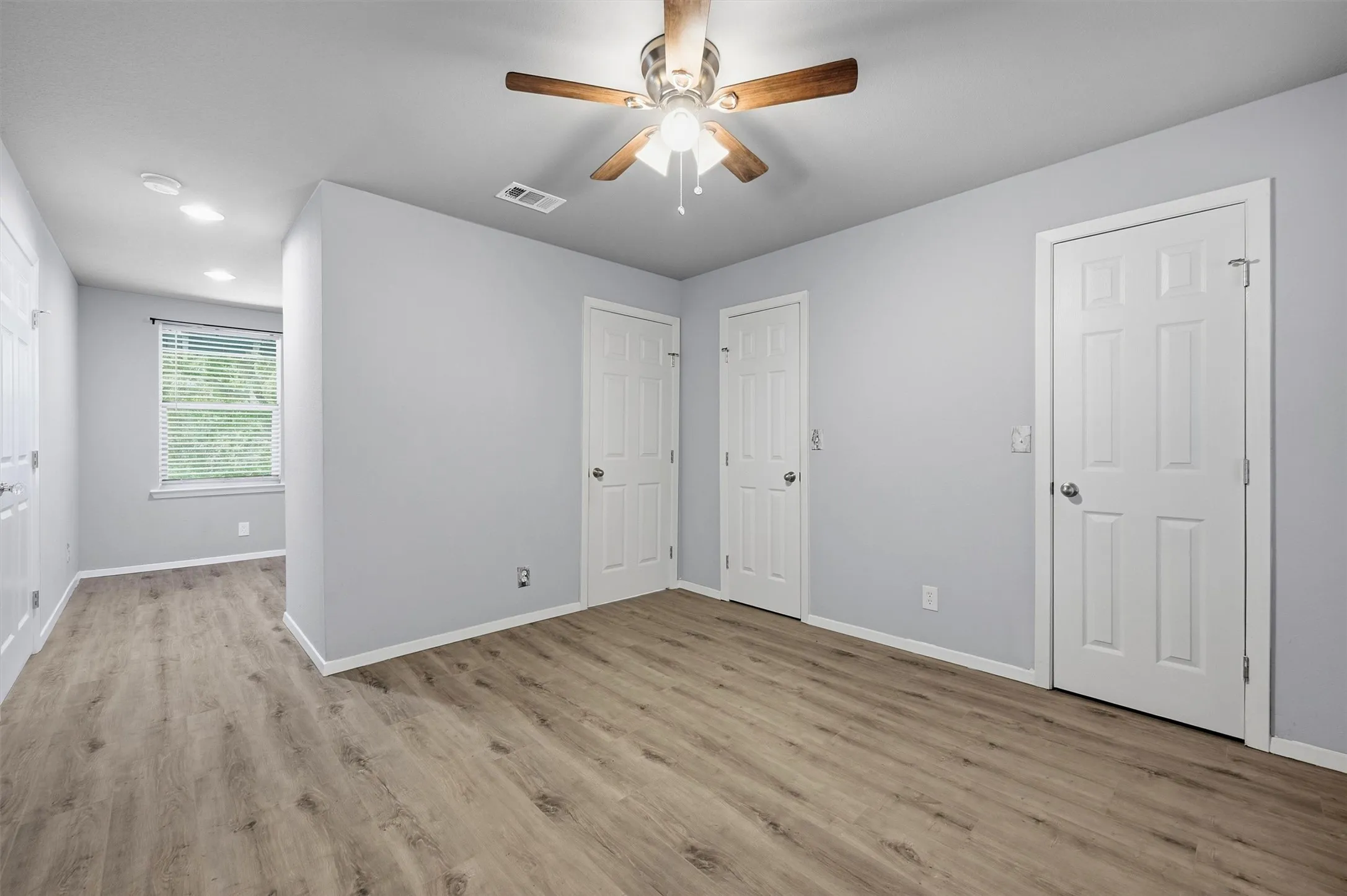 Single Family Residence For Rent in Grayson County , 101 Lakewood Lane, Pottsboro, Texas 75076, 2 Bedroom, 2 Bathroom, Garage spaces, 1,230 Sqft, built in 1958, mls#21338658, Real Estate Agent in Pottsboro, Homes For Rent in Grayson county, Homes For Rent in Pottsboro, Realtor in Pottsboro Texas, Real Estate Brokerage Independent Realty Texas, Luminita Cordes Realtor
