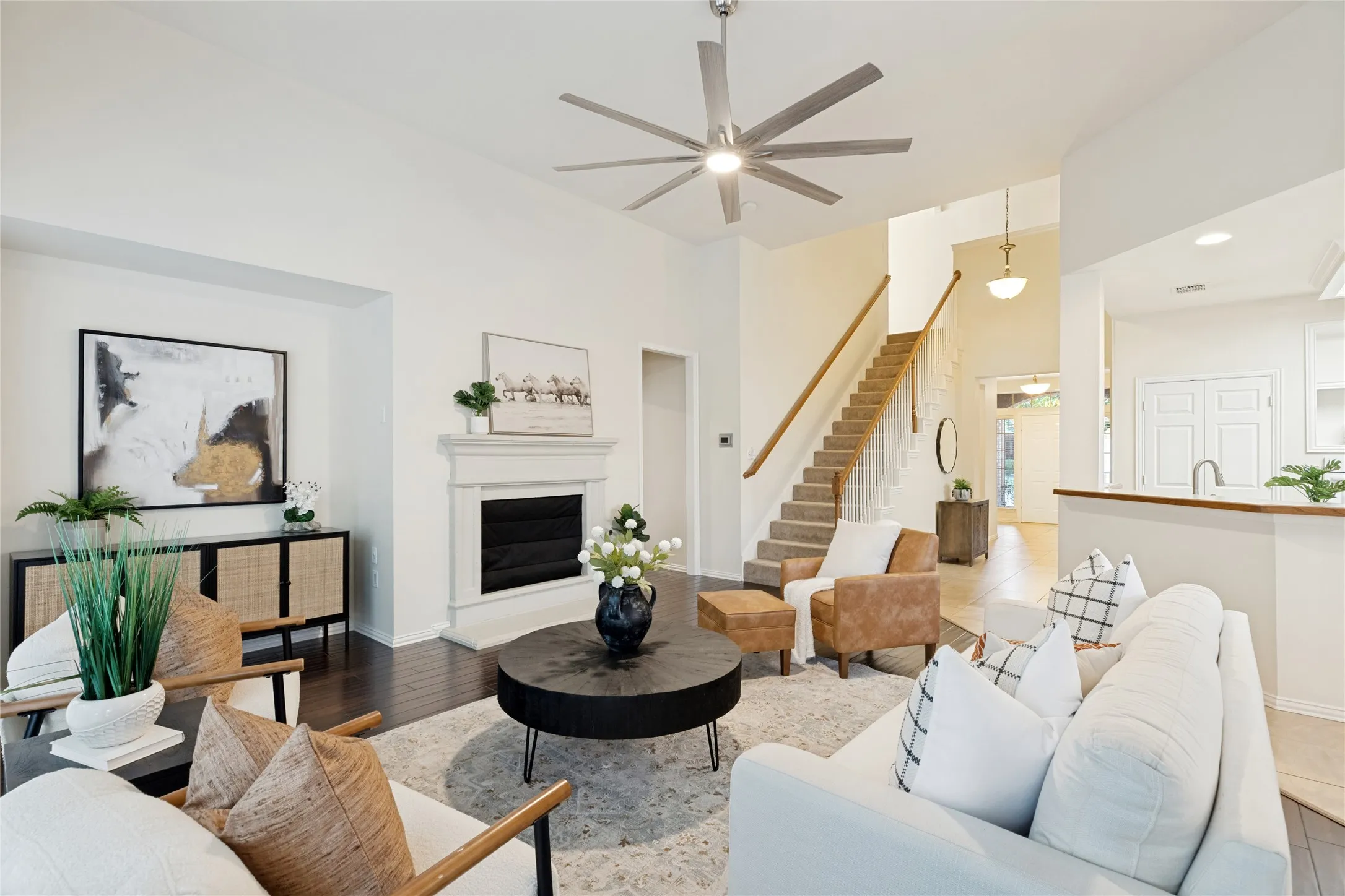 Single Family Residence For Sale in Denton County , 1706 Tealwood Lane, Corinth, Texas 76210, 4 Bedroom, 4 Bathroom, 2 Garage spaces, 2,743 Sqft, built in 1999, mls#21341997, Real Estate Agent in Corinth, Homes For Sale in Denton county, Homes For Sale in Corinth, Realtor in Corinth Texas, Real Estate Brokerage Independent Realty Texas, Luminita Cordes Realtor