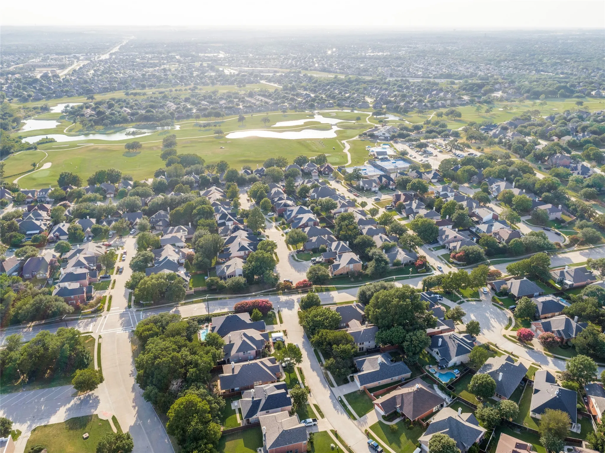 Single Family Residence For Sale in Denton County , 1706 Tealwood Lane, Corinth, Texas 76210, 4 Bedroom, 4 Bathroom, 2 Garage spaces, 2,743 Sqft, built in 1999, mls#21341997, Real Estate Agent in Corinth, Homes For Sale in Denton county, Homes For Sale in Corinth, Realtor in Corinth Texas, Real Estate Brokerage Independent Realty Texas, Luminita Cordes Realtor