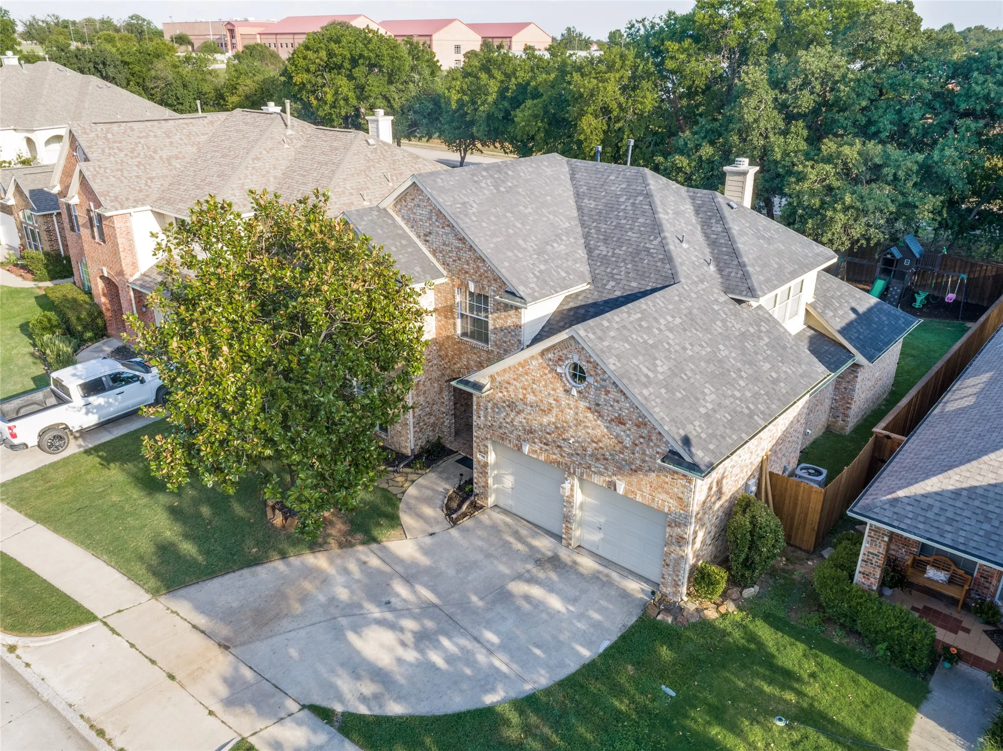 Single Family Residence For Sale in Denton County , 1706 Tealwood Lane, Corinth, Texas 76210, 4 Bedroom, 4 Bathroom, 2 Garage spaces, 2,743 Sqft, built in 1999, mls#21341997, Real Estate Agent in Corinth, Homes For Sale in Denton county, Homes For Sale in Corinth, Realtor in Corinth Texas, Real Estate Brokerage Independent Realty Texas, Luminita Cordes Realtor