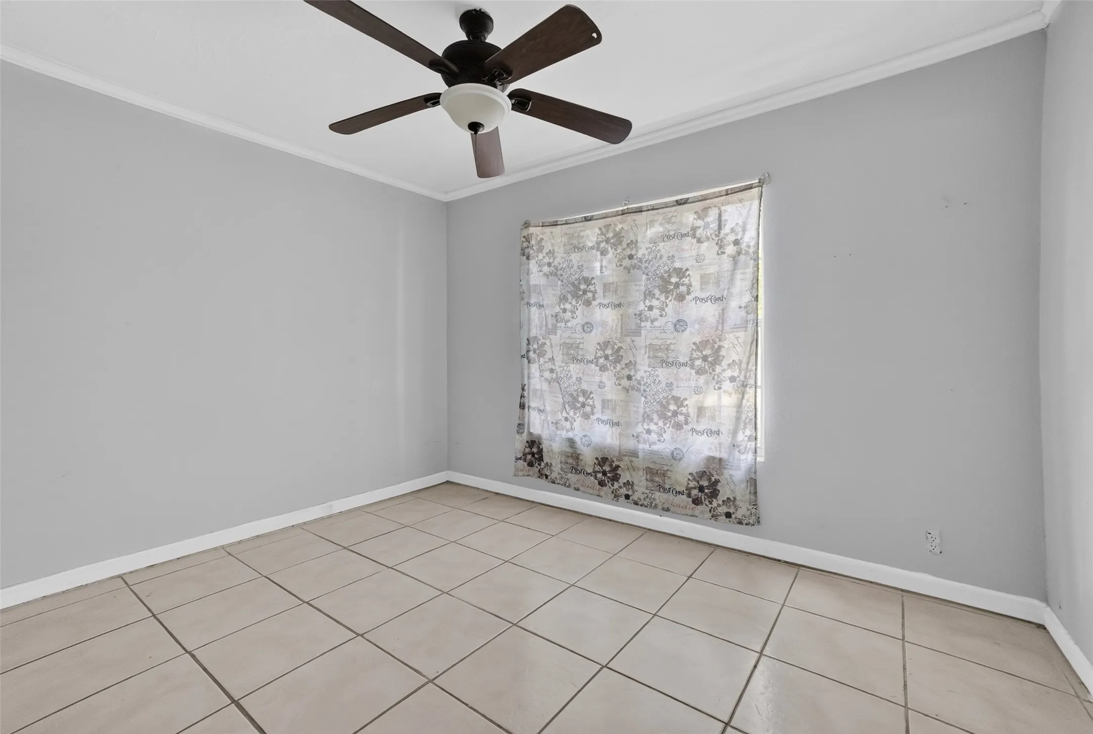 Single Family Residence For Sale in Tarrant County , 3108 Bideker Avenue, Fort Worth, Texas 76105, 4 Bedroom, 2 Bathroom, 1 Garage spaces, 1,320 Sqft, built in 1935, mls#21342180, Real Estate Agent in Fort Worth, Homes For Sale in Tarrant county, Homes For Sale in Fort Worth, Realtor in Fort Worth Texas, Real Estate Brokerage Independent Realty Texas, Luminita Cordes Realtor