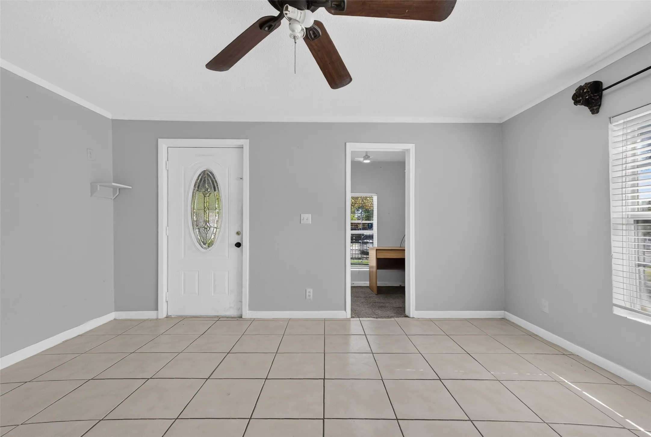 Single Family Residence For Sale in Tarrant County , 3108 Bideker Avenue, Fort Worth, Texas 76105, 4 Bedroom, 2 Bathroom, 1 Garage spaces, 1,320 Sqft, built in 1935, mls#21342180, Real Estate Agent in Fort Worth, Homes For Sale in Tarrant county, Homes For Sale in Fort Worth, Realtor in Fort Worth Texas, Real Estate Brokerage Independent Realty Texas, Luminita Cordes Realtor