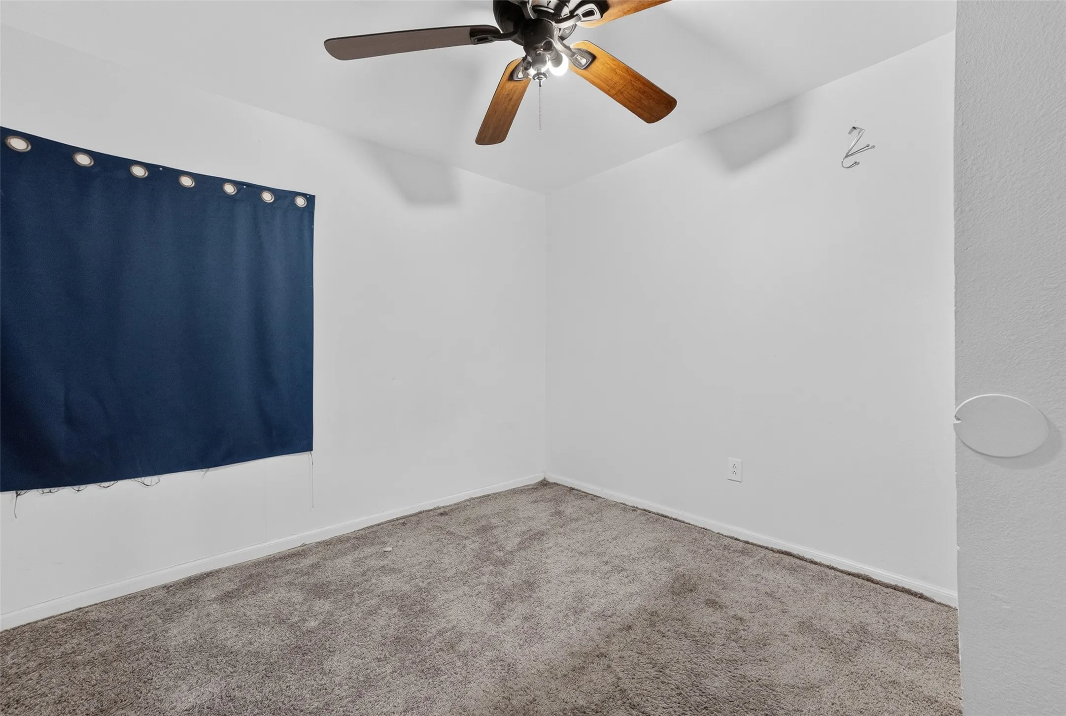 Single Family Residence For Sale in Tarrant County , 3108 Bideker Avenue, Fort Worth, Texas 76105, 4 Bedroom, 2 Bathroom, 1 Garage spaces, 1,320 Sqft, built in 1935, mls#21342180, Real Estate Agent in Fort Worth, Homes For Sale in Tarrant county, Homes For Sale in Fort Worth, Realtor in Fort Worth Texas, Real Estate Brokerage Independent Realty Texas, Luminita Cordes Realtor