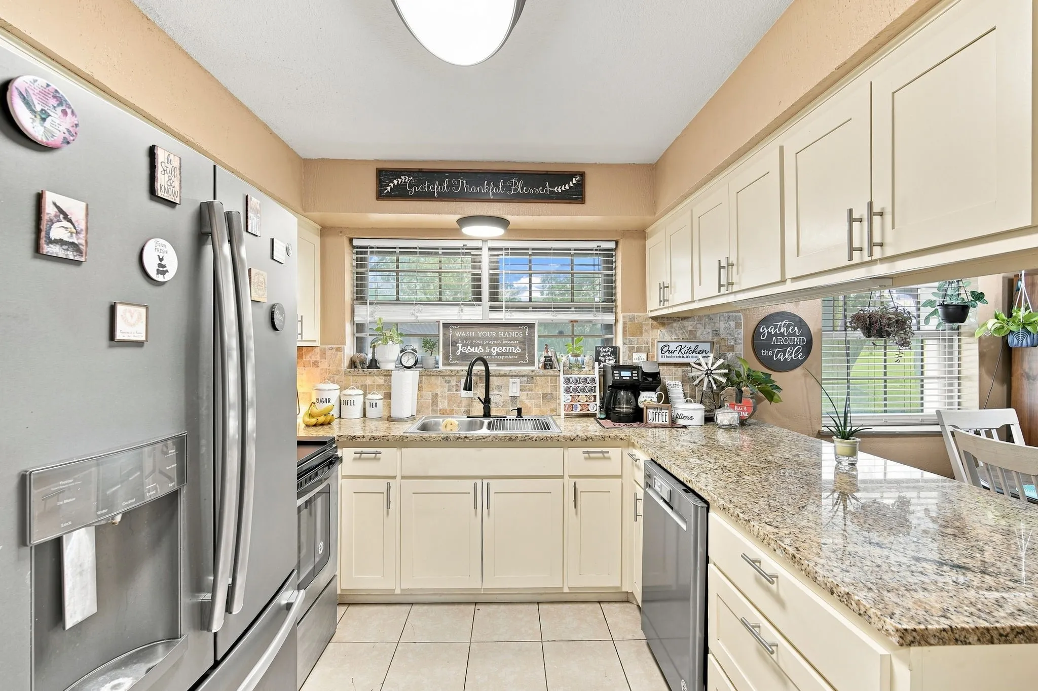 Single Family Residence For Sale in Ellis County , 300 Pebble Creek Lane, Red Oak, Texas 75154, 4 Bedroom, 2 Bathroom, Garage spaces, 1,724 Sqft, built in 1979, mls#21316982, Real Estate Agent in Red Oak, Homes For Sale in Ellis county, Homes For Sale in Red Oak, Realtor in Red Oak Texas, Real Estate Brokerage Independent Realty Texas, Luminita Cordes Realtor
