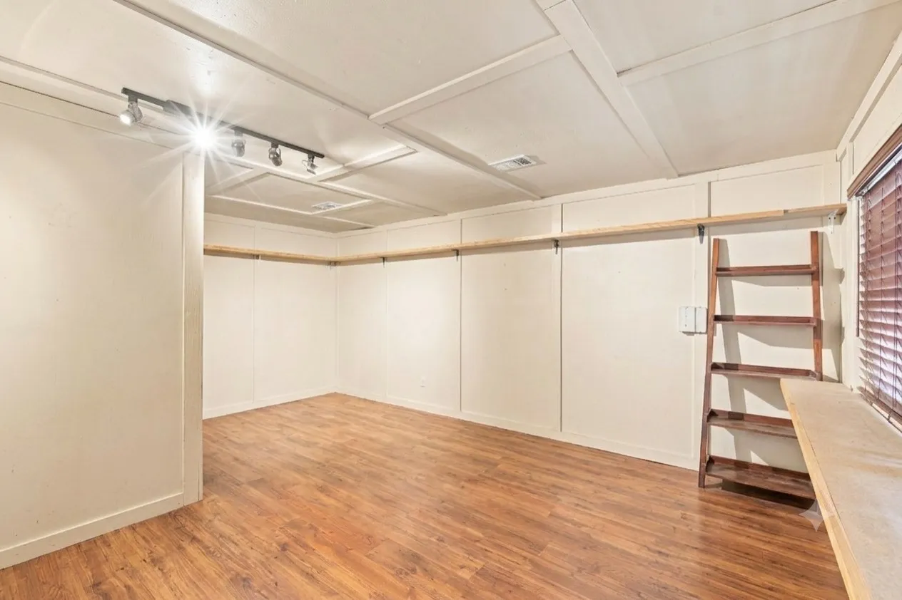 virtual staging