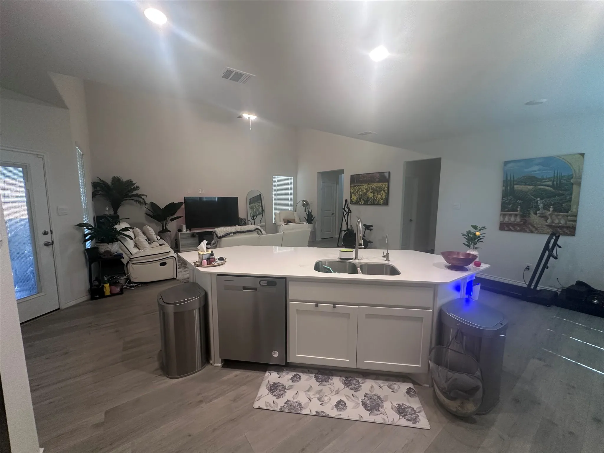 Single Family Residence For Rent in Collin County , 2008 Deya Drive, Anna, Texas 75409, 4 Bedroom, 4 Bathroom, 2 Garage spaces, 2,219 Sqft, built in 2023, mls#21342161, Real Estate Agent in Anna, Homes For Rent in Collin county, Homes For Rent in Anna, Realtor in Anna Texas, Real Estate Brokerage Independent Realty Texas, Luminita Cordes Realtor