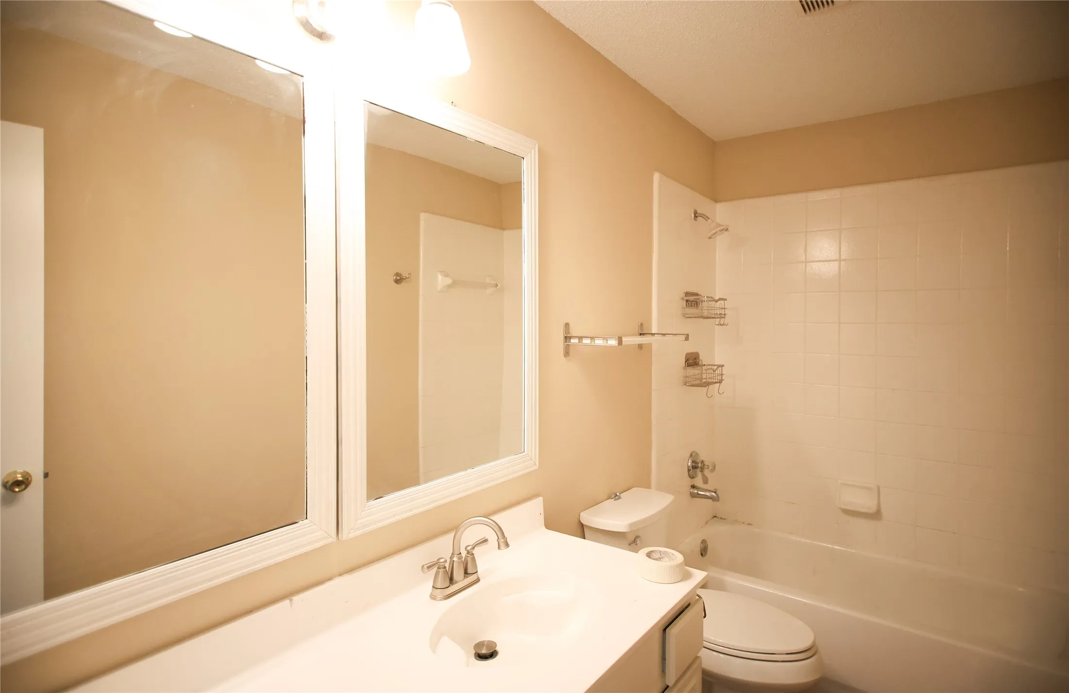 Single Family Residence For Sale in Collin County , 730 Bethany Lake Boulevard, Allen, Texas 75002, 4 Bedroom, 3 Bathroom, 2 Garage spaces, 4,022 Sqft, built in 2000, mls#21342185, Real Estate Agent in Allen, Homes For Sale in Collin county, Homes For Sale in Allen, Realtor in Allen Texas, Real Estate Brokerage Independent Realty Texas, Luminita Cordes Realtor