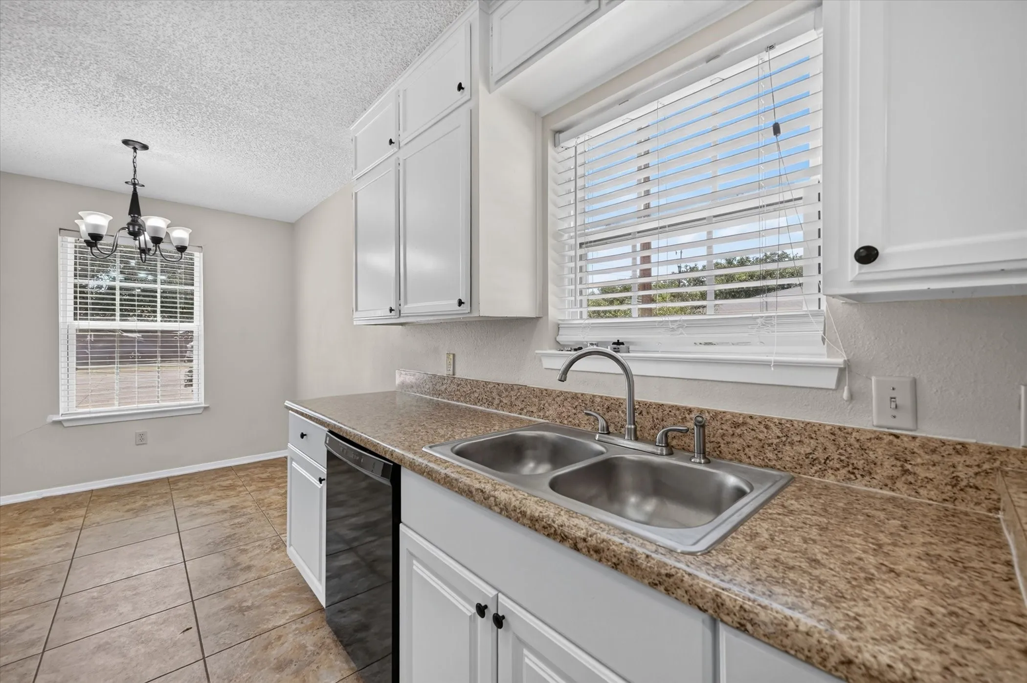 Quadruplex For Sale in Tarrant County , 620 Race Street, Crowley, Texas 76036, 8 Bedroom, 4 Bathroom, Garage spaces, 0 Sqft, built in 1985, mls#21342191, Real Estate Agent in Crowley, Homes For Sale in Tarrant county, Homes For Sale in Crowley, Realtor in Crowley Texas, Real Estate Brokerage Independent Realty Texas, Luminita Cordes Realtor