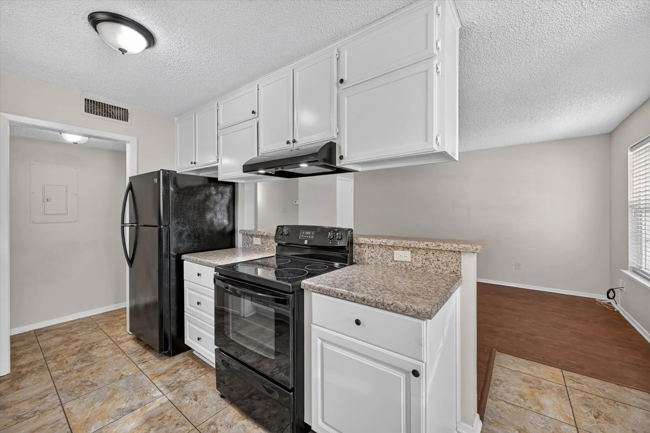 Quadruplex For Sale in Tarrant County , 620 Race Street, Crowley, Texas 76036, 8 Bedroom, 4 Bathroom, Garage spaces, 0 Sqft, built in 1985, mls#21342191, Real Estate Agent in Crowley, Homes For Sale in Tarrant county, Homes For Sale in Crowley, Realtor in Crowley Texas, Real Estate Brokerage Independent Realty Texas, Luminita Cordes Realtor