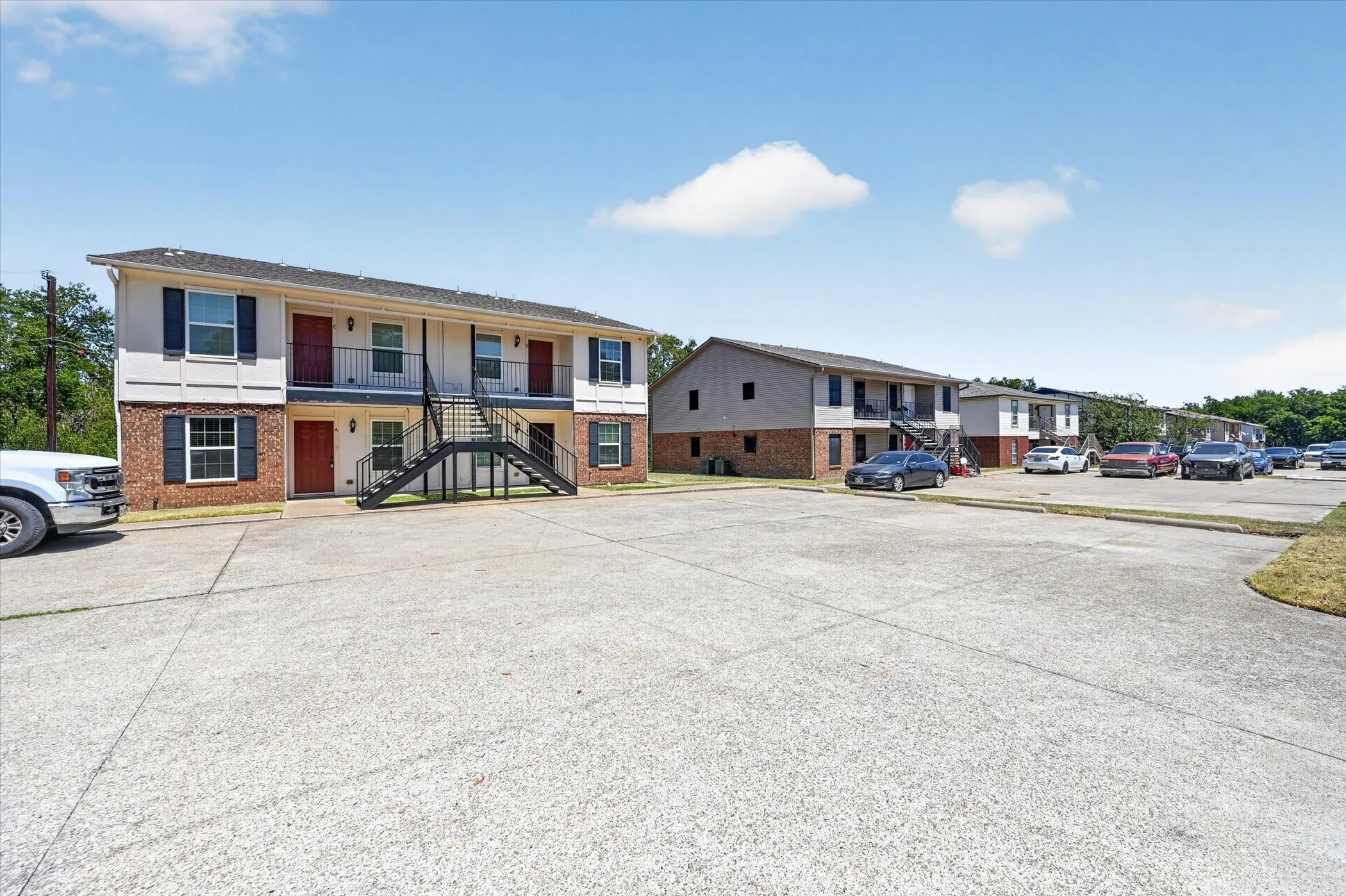 Quadruplex For Sale in Tarrant County , 620 Race Street, Crowley, Texas 76036, 8 Bedroom, 4 Bathroom, Garage spaces, 0 Sqft, built in 1985, mls#21342191, Real Estate Agent in Crowley, Homes For Sale in Tarrant county, Homes For Sale in Crowley, Realtor in Crowley Texas, Real Estate Brokerage Independent Realty Texas, Luminita Cordes Realtor