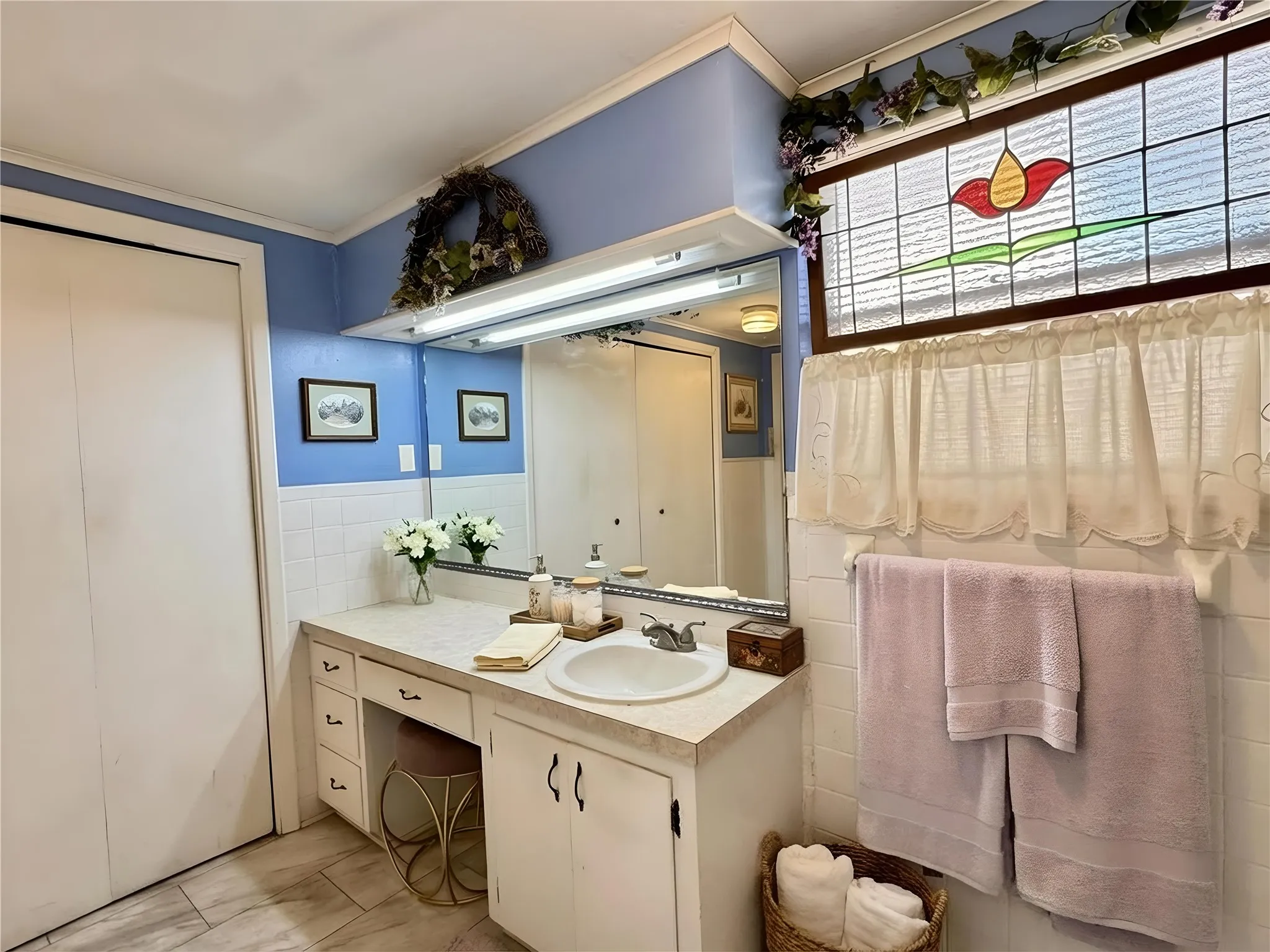 Large full Bath with walk in shower
