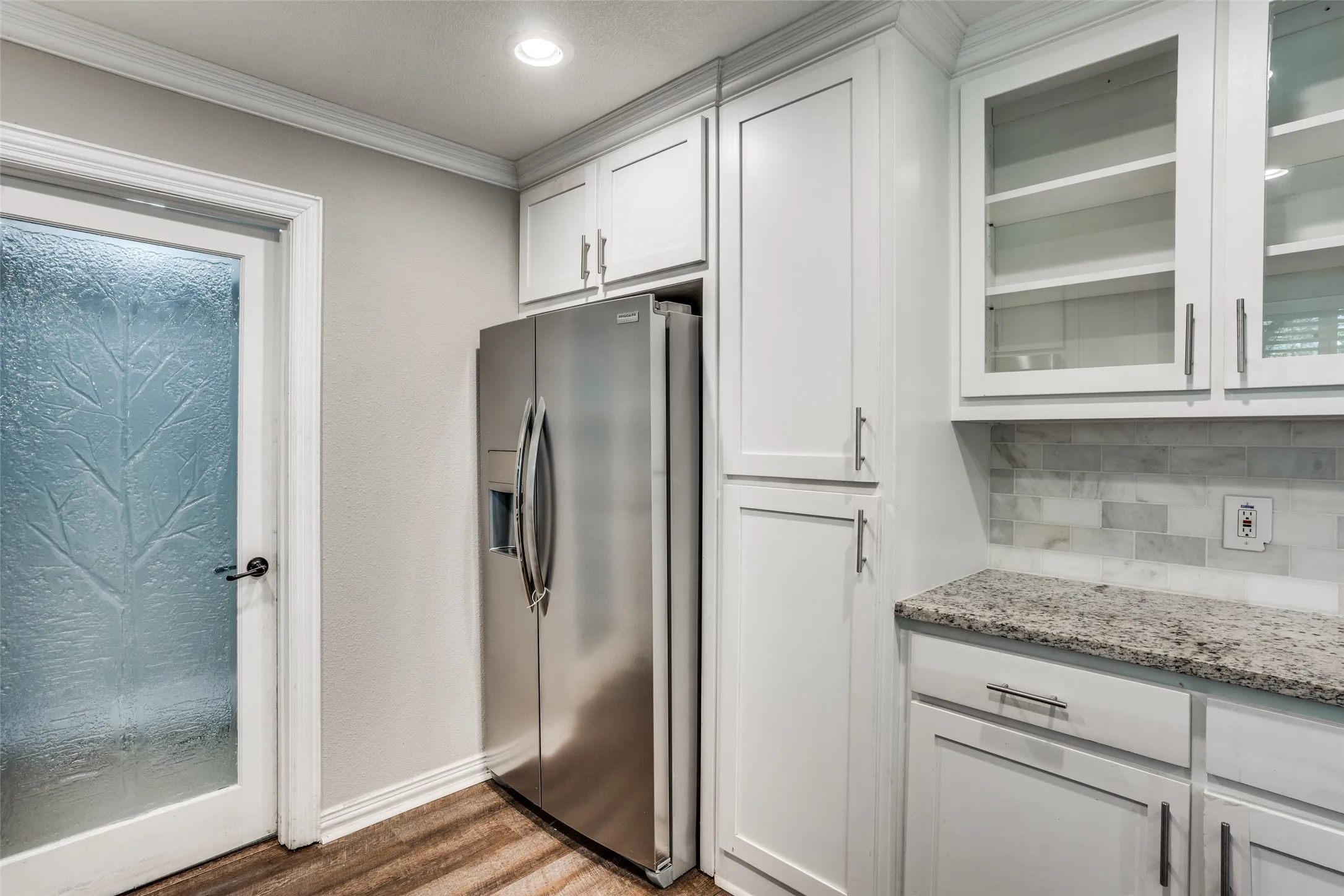 Single Family Residence For Rent in Dallas County , 3642 Ridgebriar Drive, Dallas, Texas 75234, 4 Bedroom, 3 Bathroom, 2 Garage spaces, 2,155 Sqft, built in 1962, mls#21341819, Real Estate Agent in Dallas, Homes For Rent in Dallas county, Homes For Rent in Dallas, Realtor in Dallas Texas, Real Estate Brokerage Independent Realty Texas, Luminita Cordes Realtor