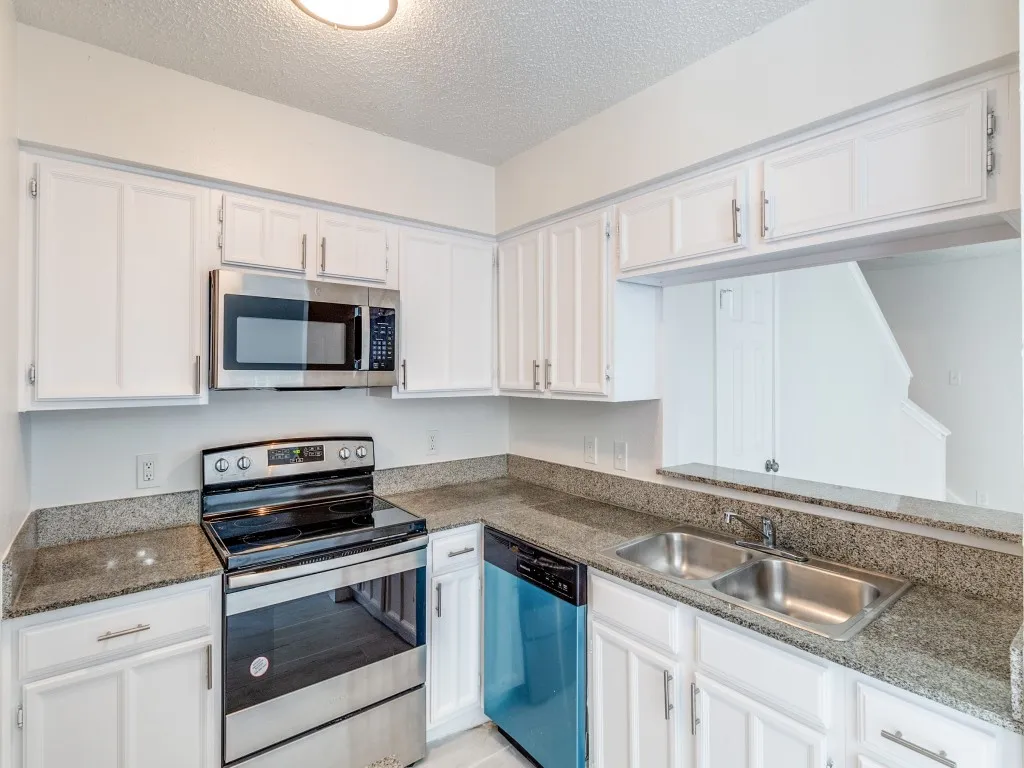 For Sale in Dallas County , 9524 Military Parkway, Dallas, Texas 75227, 0, 0, Garage spaces, 0 Sqft, built in 1983, mls#21342108, Real Estate Agent in Dallas, Homes For Sale in Dallas county, Homes For Sale in Dallas, Realtor in Dallas Texas, Real Estate Brokerage Independent Realty Texas, Luminita Cordes Realtor