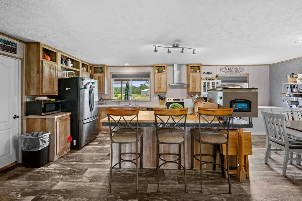 Farm For Sale in Wood County , 1509 County Road 3170, Quitman, Texas 75783, 4 Bedrooms, 2 Bathrooms, Garage spaces, 2,176 Sqft, built in 2021, Price $550,000, mls#21341932, Real Estate Agent in Quitman, Homes For Sale in Wood county, Homes For Sale in Quitman, Realtor in Quitman Texas, Real Estate Brokerage Independent Realty Texas, Luminita Cordes Realtor