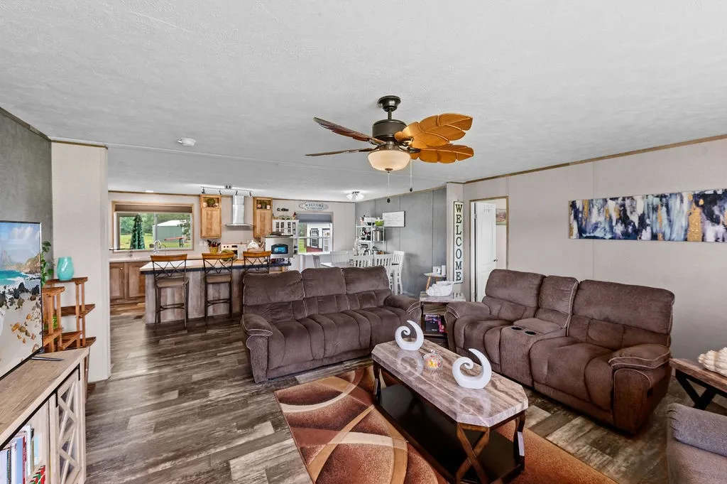 Farm For Sale in Wood County , 1509 County Road 3170, Quitman, Texas 75783, 4 Bedrooms, 2 Bathrooms, Garage spaces, 2,176 Sqft, built in 2021, Price $550,000, mls#21341932, Real Estate Agent in Quitman, Homes For Sale in Wood county, Homes For Sale in Quitman, Realtor in Quitman Texas, Real Estate Brokerage Independent Realty Texas, Luminita Cordes Realtor