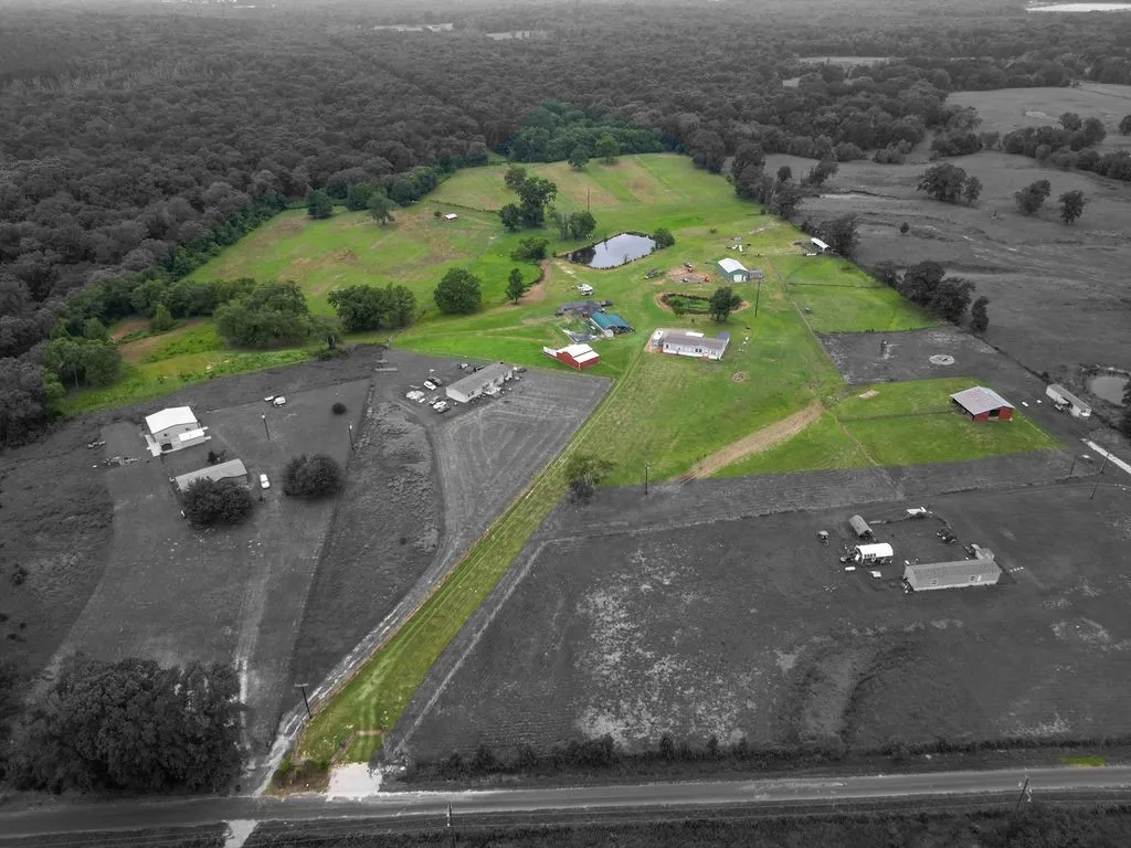 Farm For Sale in Wood County , 1509 County Road 3170, Quitman, Texas 75783, 4 Bedrooms, 2 Bathrooms, Garage spaces, 2,176 Sqft, built in 2021, Price $550,000, mls#21341932, Real Estate Agent in Quitman, Homes For Sale in Wood county, Homes For Sale in Quitman, Realtor in Quitman Texas, Real Estate Brokerage Independent Realty Texas, Luminita Cordes Realtor
