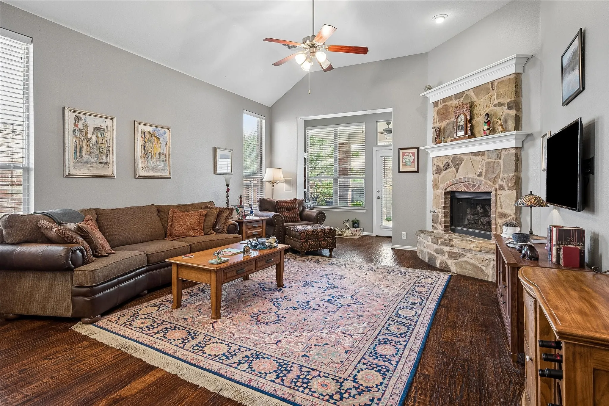 Single Family Residence For Sale in Collin County , 1911 Fairlake Drive, Wylie, Texas 75098, 3 Bedroom, 2 Bathroom, 2 Garage spaces, 2,298 Sqft, built in 2008, mls#21339300, Real Estate Agent in Wylie, Homes For Sale in Collin county, Homes For Sale in Wylie, Realtor in Wylie Texas, Real Estate Brokerage Independent Realty Texas, Luminita Cordes Realtor