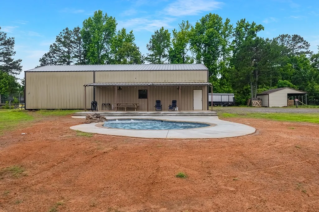Single Family Residence For Sale in Cass County , 1408 Pine Wilderness Drive, Queen City, Texas 75572, 3 Bedrooms, 3 Bathrooms, 2 Garage spaces, 2,375 Sqft, built in 2016, Price $759,900, mls#21342208, Real Estate Agent in Queen City, Homes For Sale in Cass county, Homes For Sale in Queen City, Realtor in Queen City Texas, Real Estate Brokerage Independent Realty Texas, Luminita Cordes Realtor