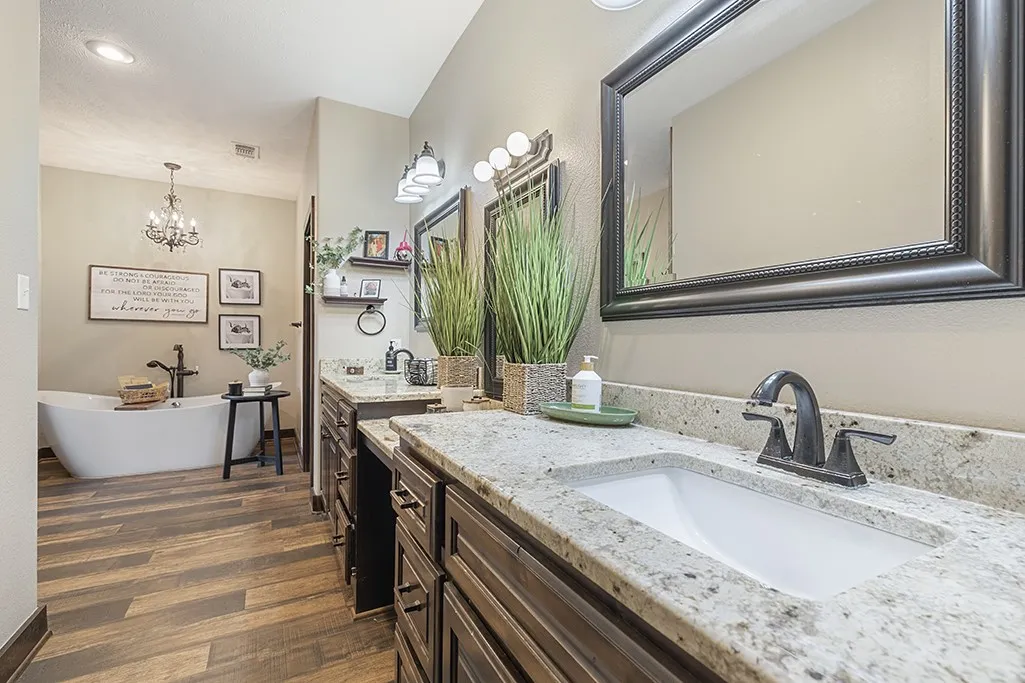 Single Family Residence For Sale in Cass County , 1408 Pine Wilderness Drive, Queen City, Texas 75572, 3 Bedrooms, 3 Bathrooms, 2 Garage spaces, 2,375 Sqft, built in 2016, Price $759,900, mls#21342208, Real Estate Agent in Queen City, Homes For Sale in Cass county, Homes For Sale in Queen City, Realtor in Queen City Texas, Real Estate Brokerage Independent Realty Texas, Luminita Cordes Realtor