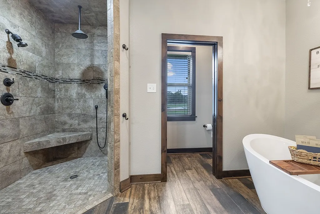 Single Family Residence For Sale in Cass County , 1408 Pine Wilderness Drive, Queen City, Texas 75572, 3 Bedrooms, 3 Bathrooms, 2 Garage spaces, 2,375 Sqft, built in 2016, Price $759,900, mls#21342208, Real Estate Agent in Queen City, Homes For Sale in Cass county, Homes For Sale in Queen City, Realtor in Queen City Texas, Real Estate Brokerage Independent Realty Texas, Luminita Cordes Realtor