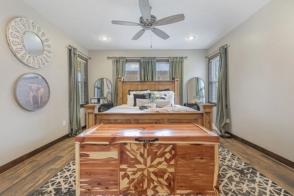 Single Family Residence For Sale in Cass County , 1408 Pine Wilderness Drive, Queen City, Texas 75572, 3 Bedrooms, 3 Bathrooms, 2 Garage spaces, 2,375 Sqft, built in 2016, Price $759,900, mls#21342208, Real Estate Agent in Queen City, Homes For Sale in Cass county, Homes For Sale in Queen City, Realtor in Queen City Texas, Real Estate Brokerage Independent Realty Texas, Luminita Cordes Realtor