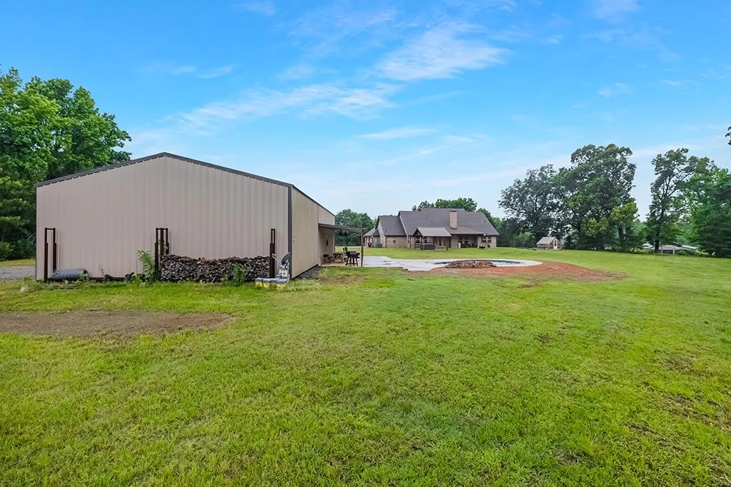 Single Family Residence For Sale in Cass County , 1408 Pine Wilderness Drive, Queen City, Texas 75572, 3 Bedrooms, 3 Bathrooms, 2 Garage spaces, 2,375 Sqft, built in 2016, Price $759,900, mls#21342208, Real Estate Agent in Queen City, Homes For Sale in Cass county, Homes For Sale in Queen City, Realtor in Queen City Texas, Real Estate Brokerage Independent Realty Texas, Luminita Cordes Realtor