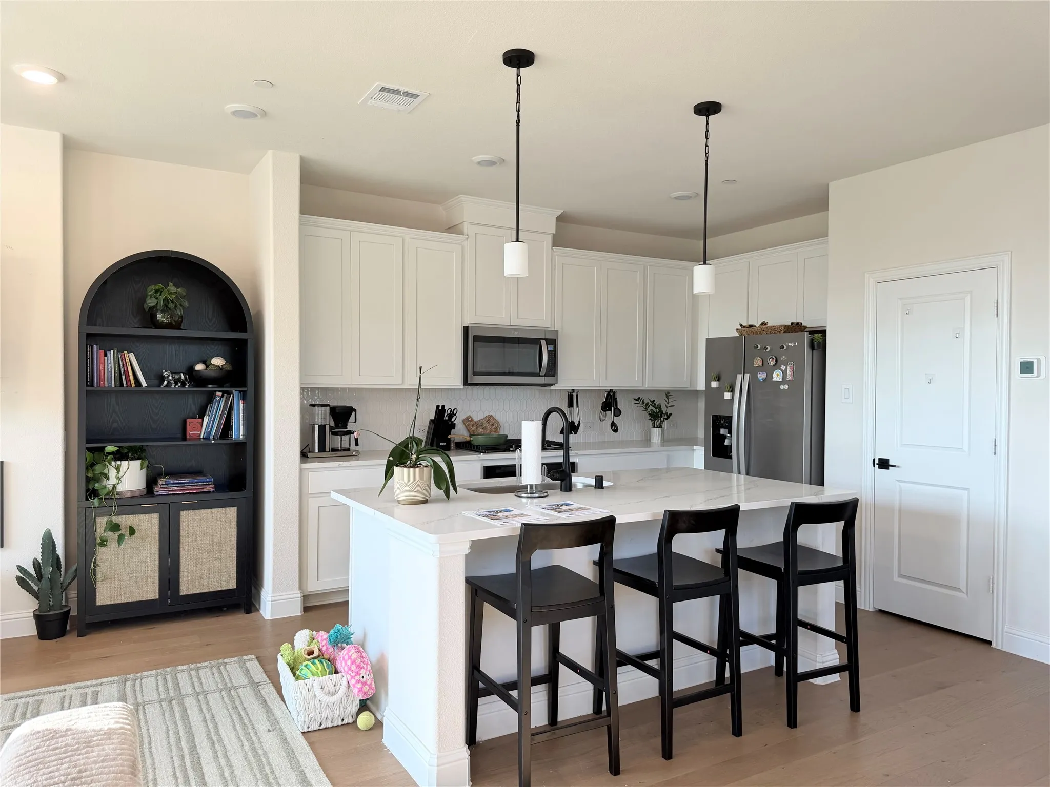 Single Family Residence For Rent in Rockwall County , 7933 Sunset Boulevard, Rowlett, Texas 75088, 4 Bedroom, 4 Bathroom, 2 Garage spaces, 2,492 Sqft, built in 2025, mls#21340743, Real Estate Agent in Rowlett, Homes For Rent in Rockwall county, Homes For Rent in Rowlett, Realtor in Rowlett Texas, Real Estate Brokerage Independent Realty Texas, Luminita Cordes Realtor