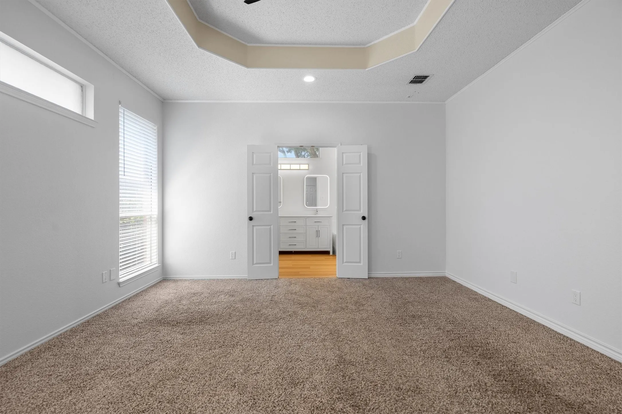 Single Family Residence For Rent in Denton County , 1324 Winnipeg Drive, Lewisville, Texas 75077, 4 Bedroom, 3 Bathroom, 2 Garage spaces, 2,569 Sqft, built in 1996, mls#21339706, Real Estate Agent in Lewisville, Homes For Rent in Denton county, Homes For Rent in Lewisville, Realtor in Lewisville Texas, Real Estate Brokerage Independent Realty Texas, Luminita Cordes Realtor